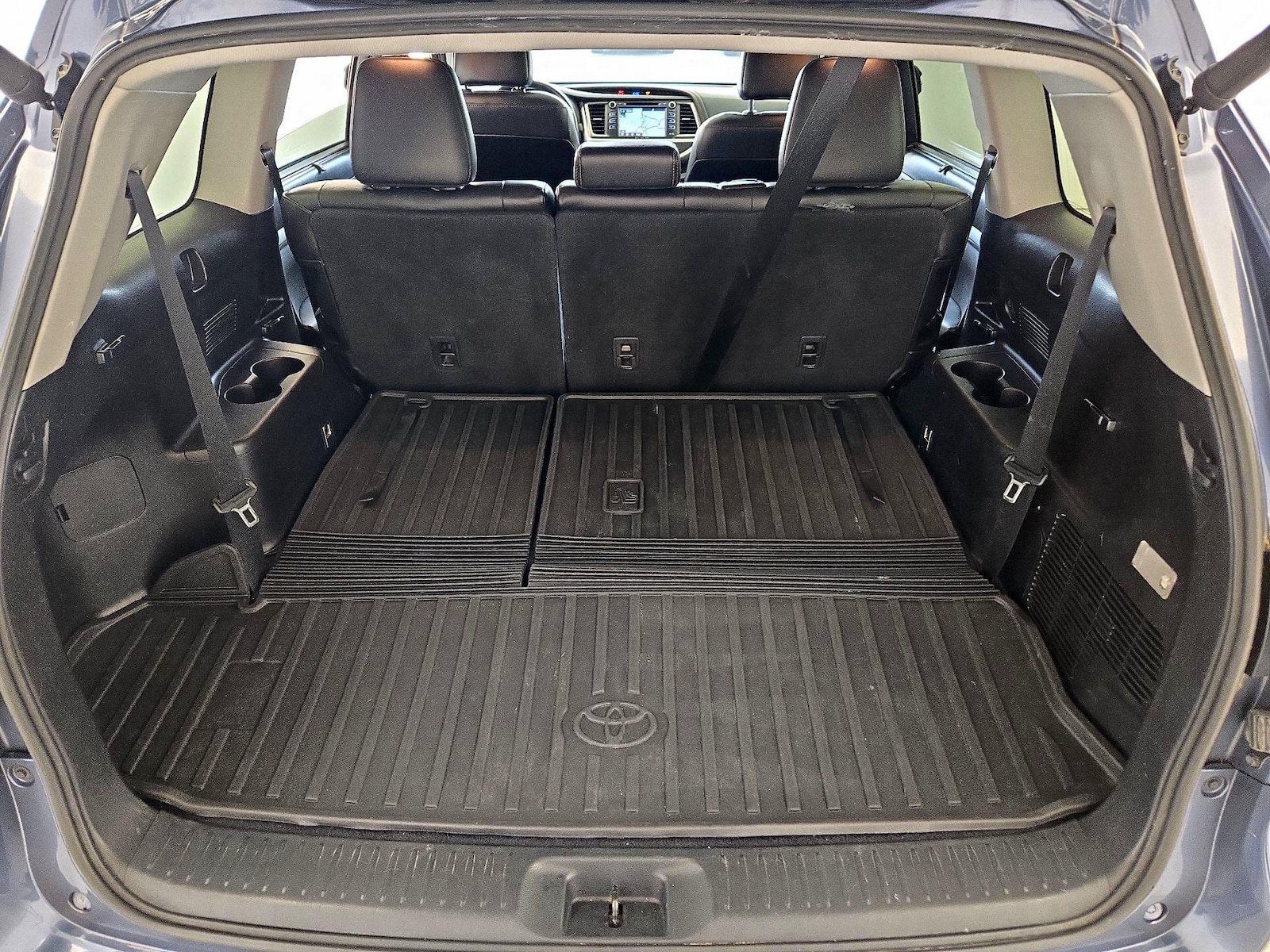 2017 Toyota Highlander XLE - Photo 25