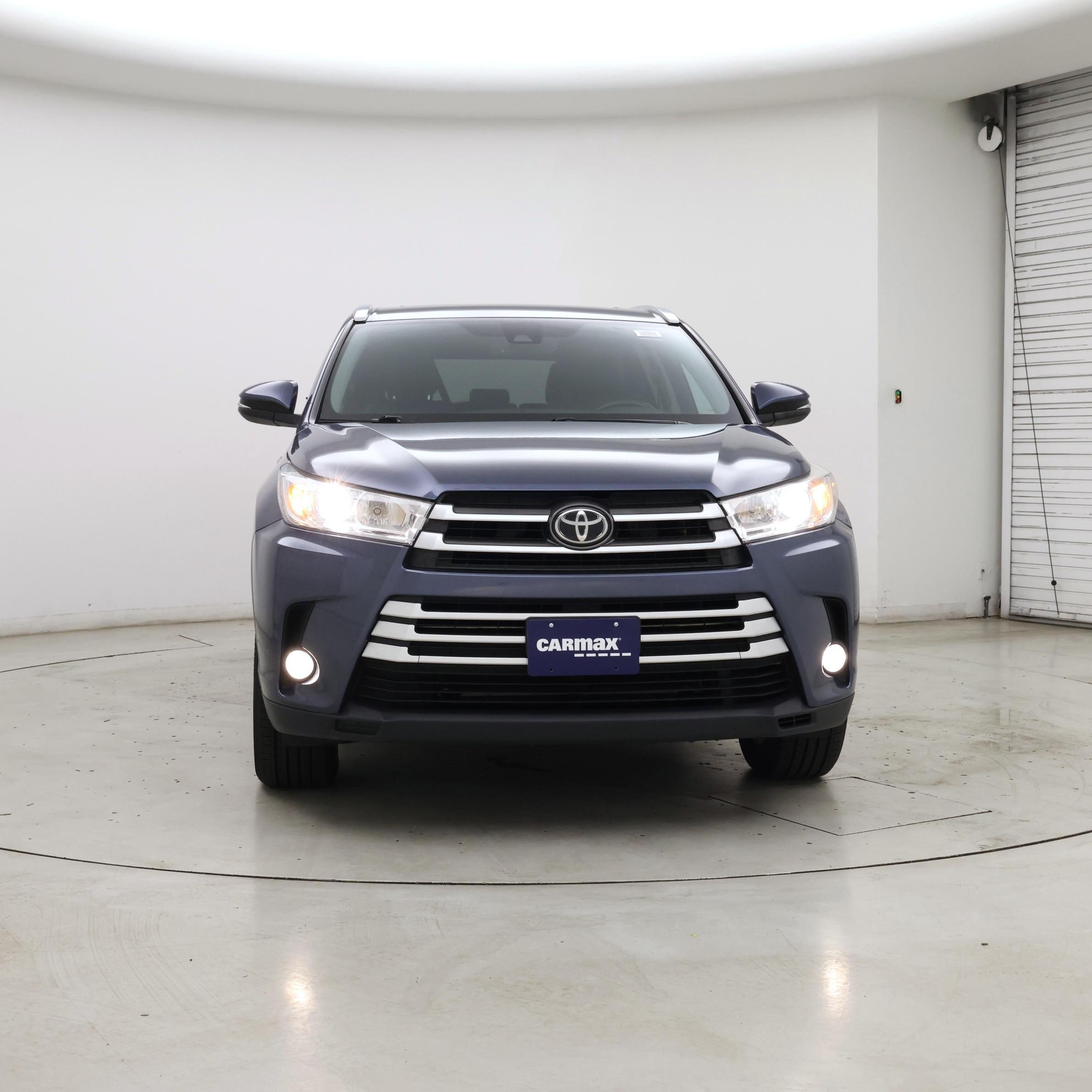 Thumbnail: 2017 Toyota Highlander - 5