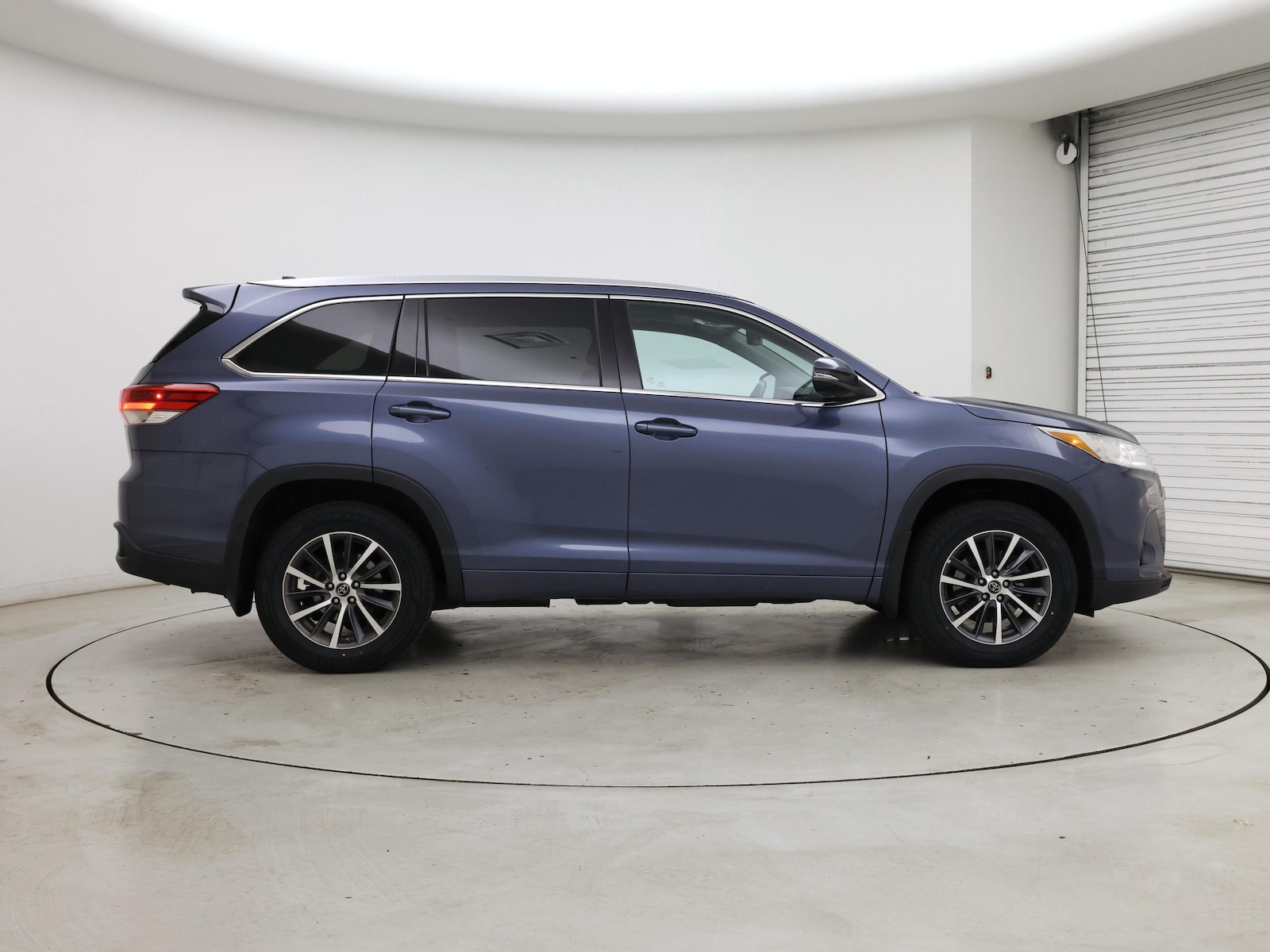 2017 Toyota Highlander XLE - Photo 8
