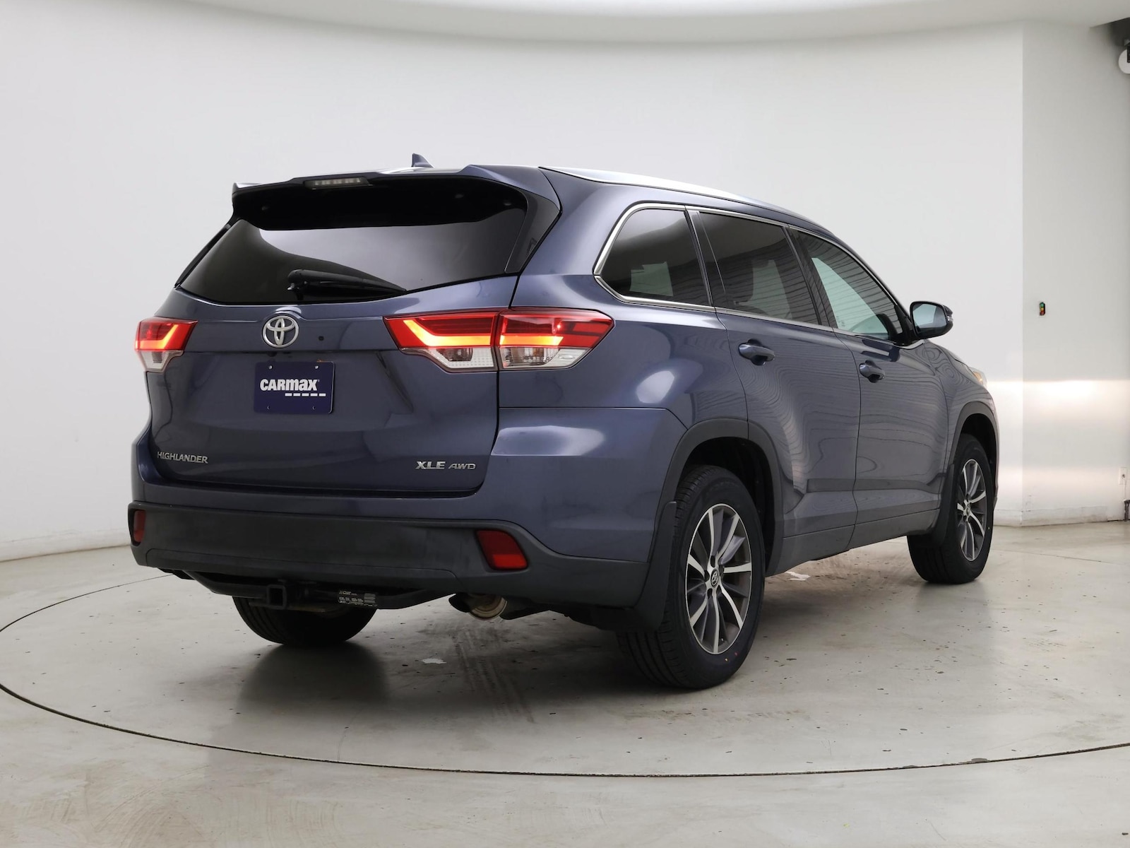 2017 Toyota Highlander XLE - Photo 9