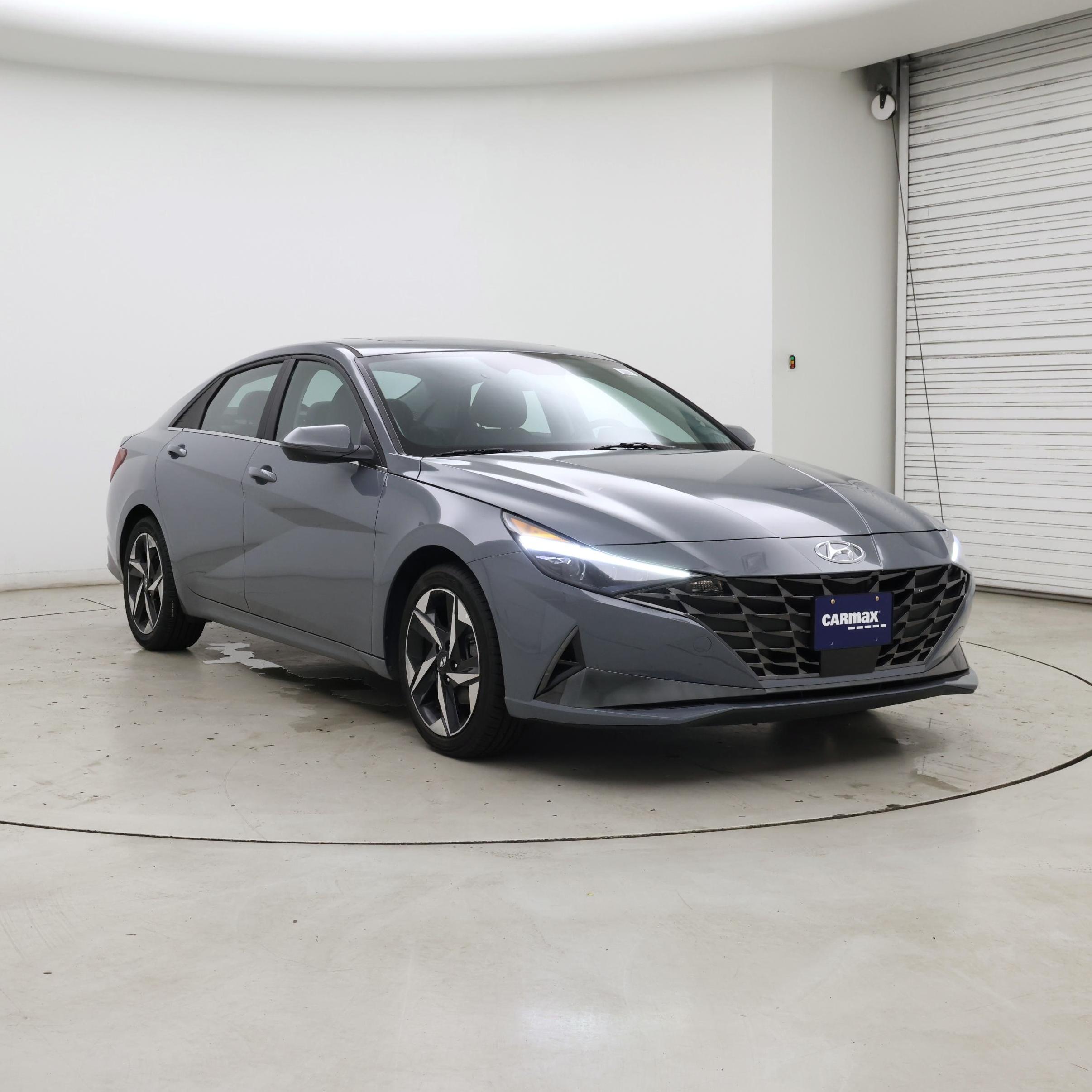 Gray 2023 Hyundai Elantra Hybrid Sedan Front-Wheel Drive Automatic