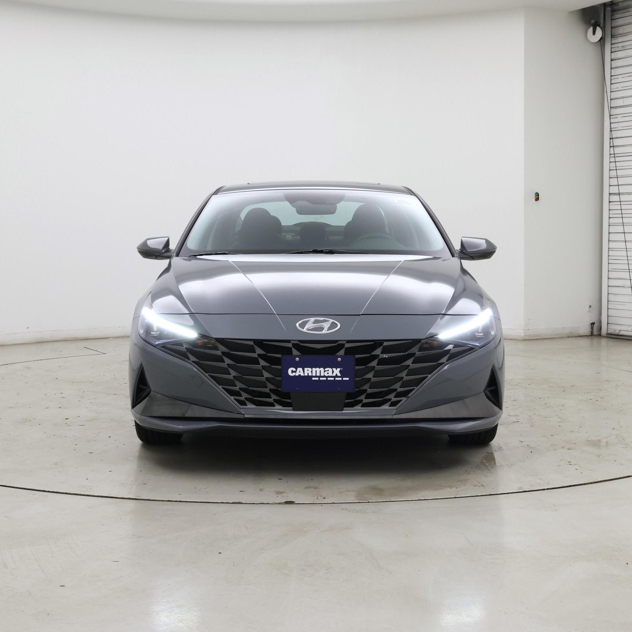 Thumbnail: 2023 Hyundai Elantra - 5