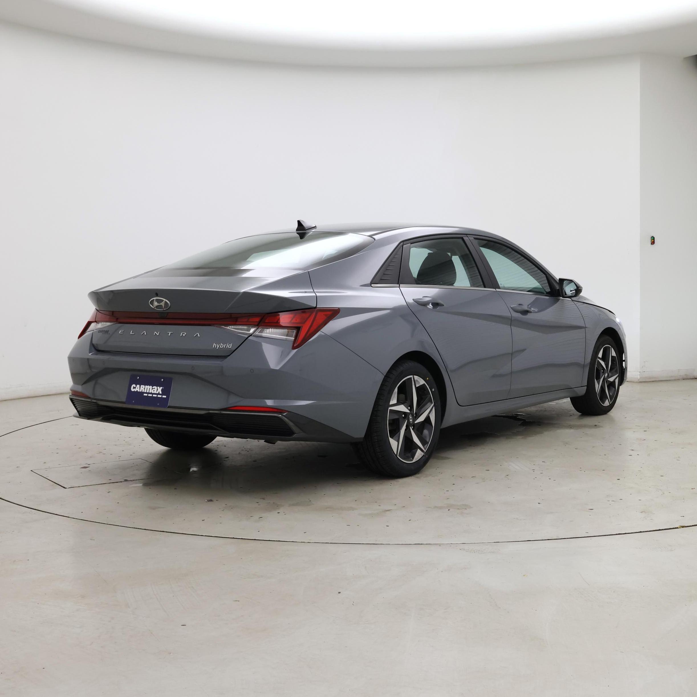 Thumbnail: 2023 Hyundai Elantra - 8
