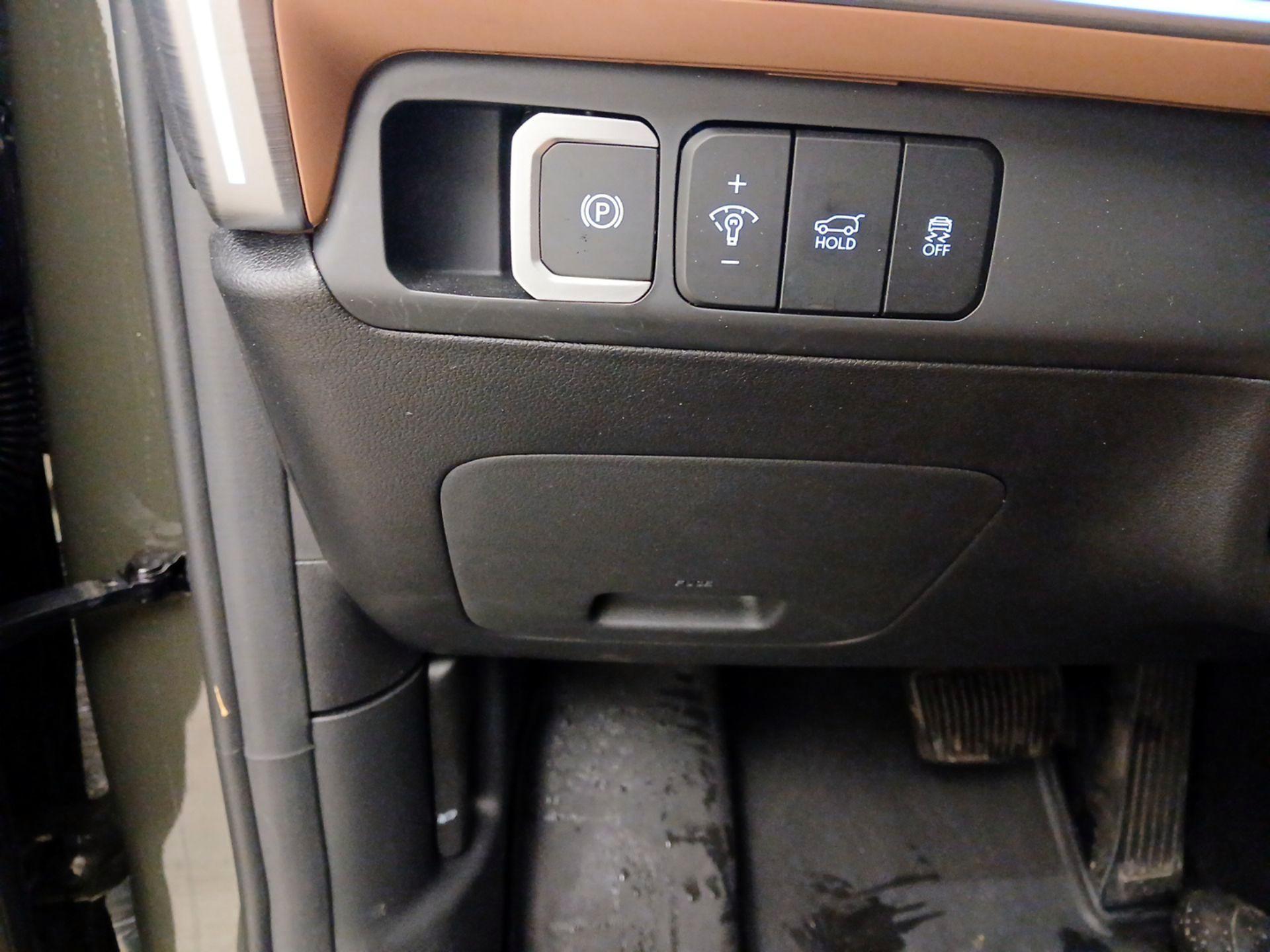 Thumbnail: 2024 Hyundai Santa Fe - 13