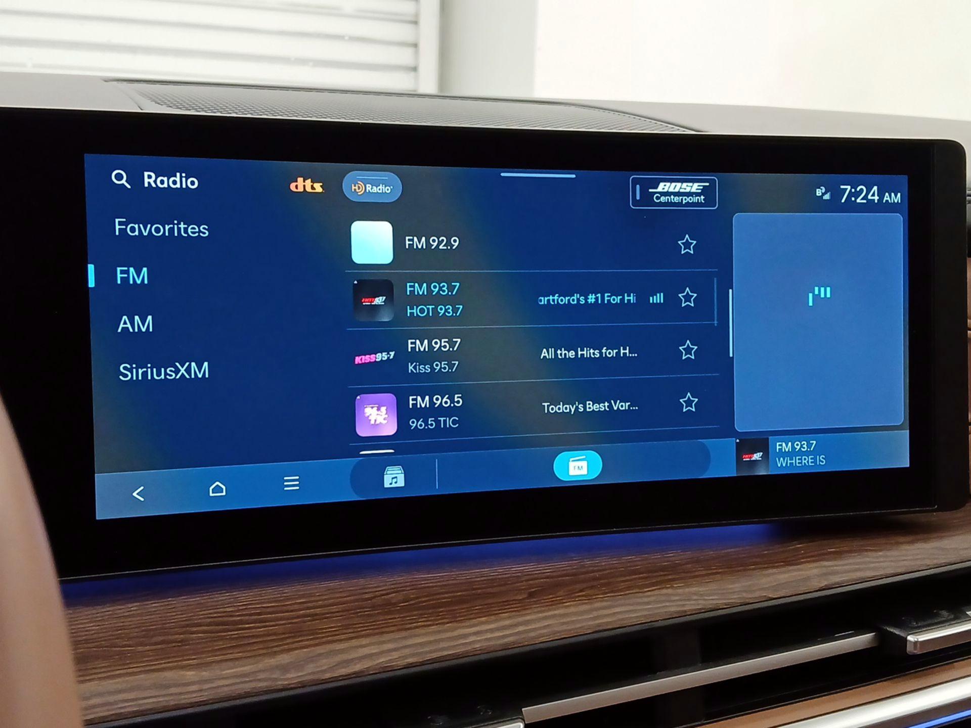 Thumbnail: 2024 Hyundai Santa Fe - 16