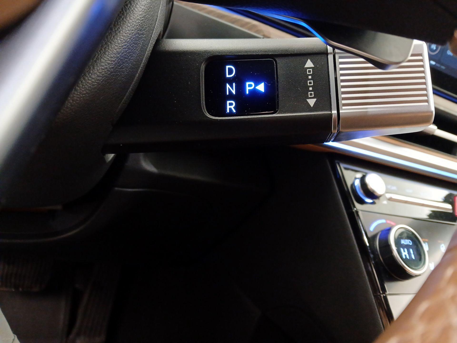 Thumbnail: 2024 Hyundai Santa Fe - 18