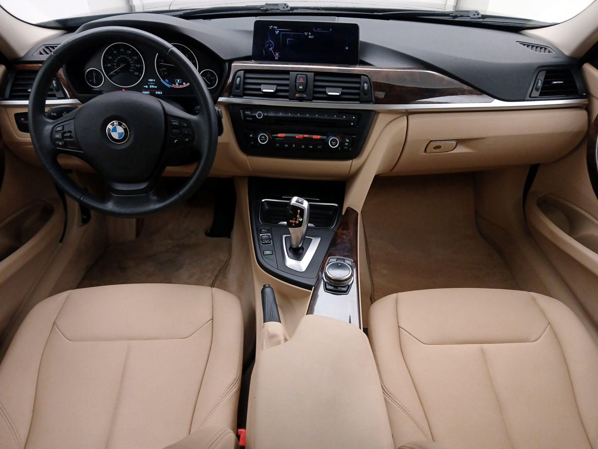 Thumbnail: 2014 BMW 3 Series - 9