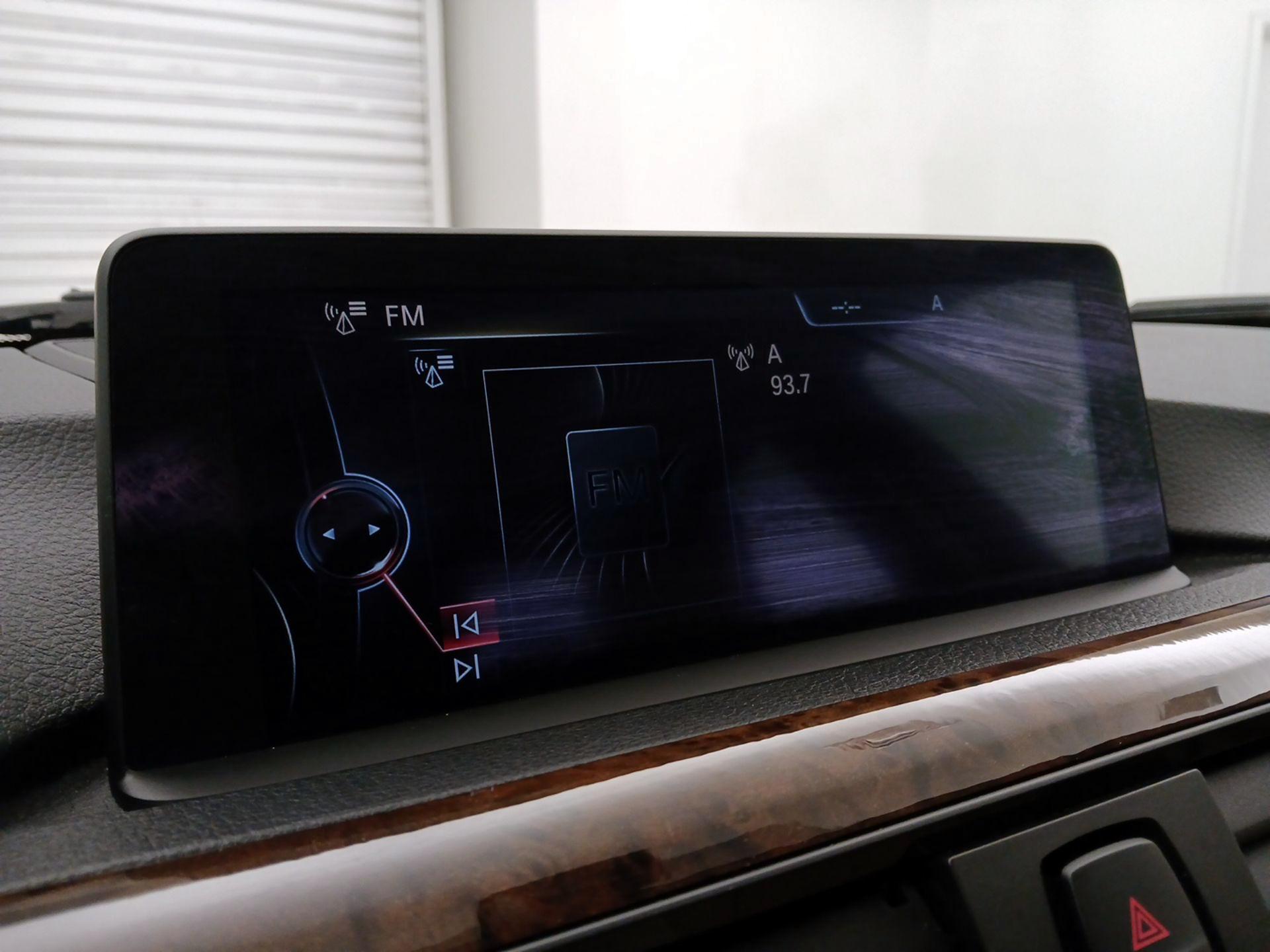 Thumbnail: 2014 BMW 3 Series - 16