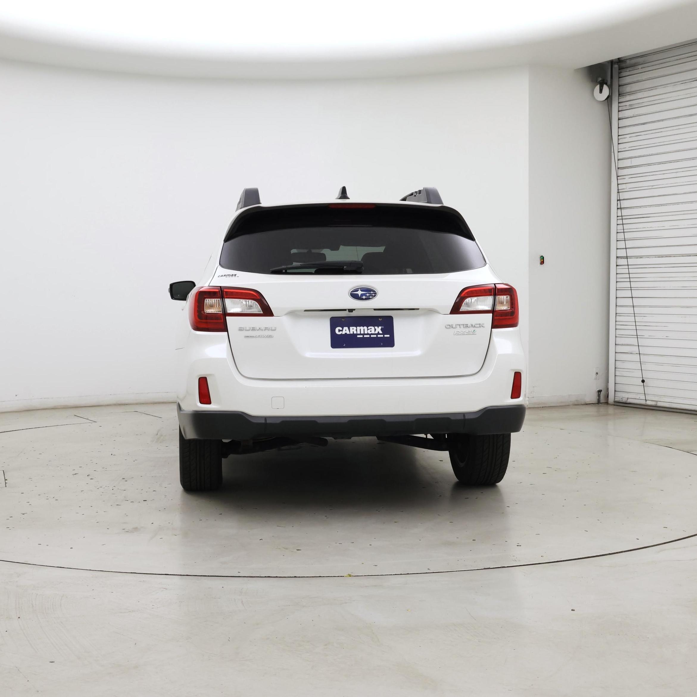 Thumbnail: 2016 Subaru Outback - 6