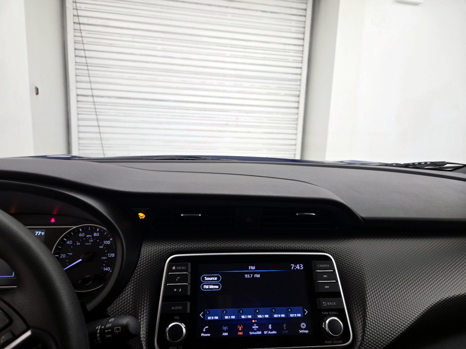 Thumbnail: 2020 Nissan Kicks - 9