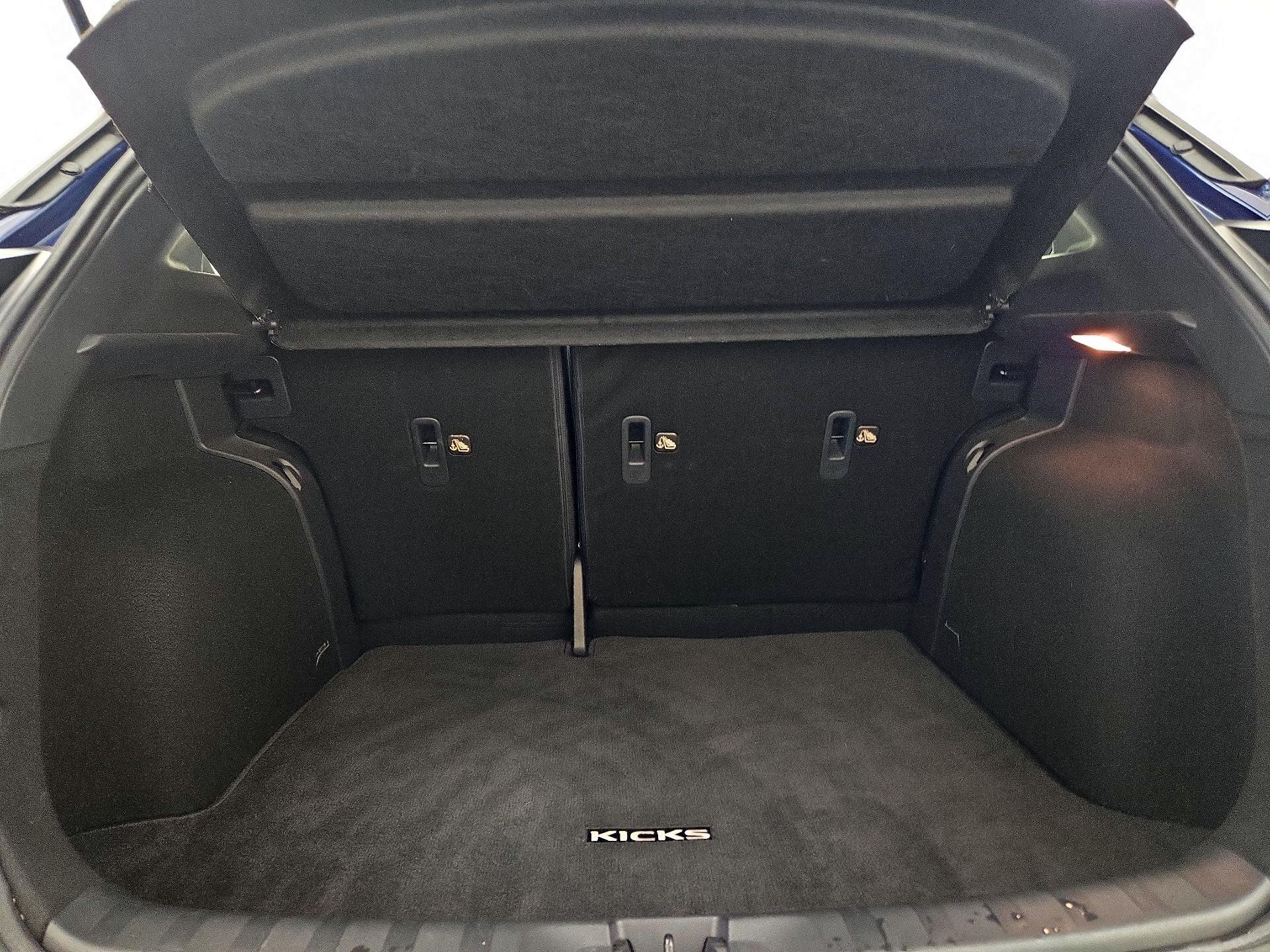 Thumbnail: 2020 Nissan Kicks - 19