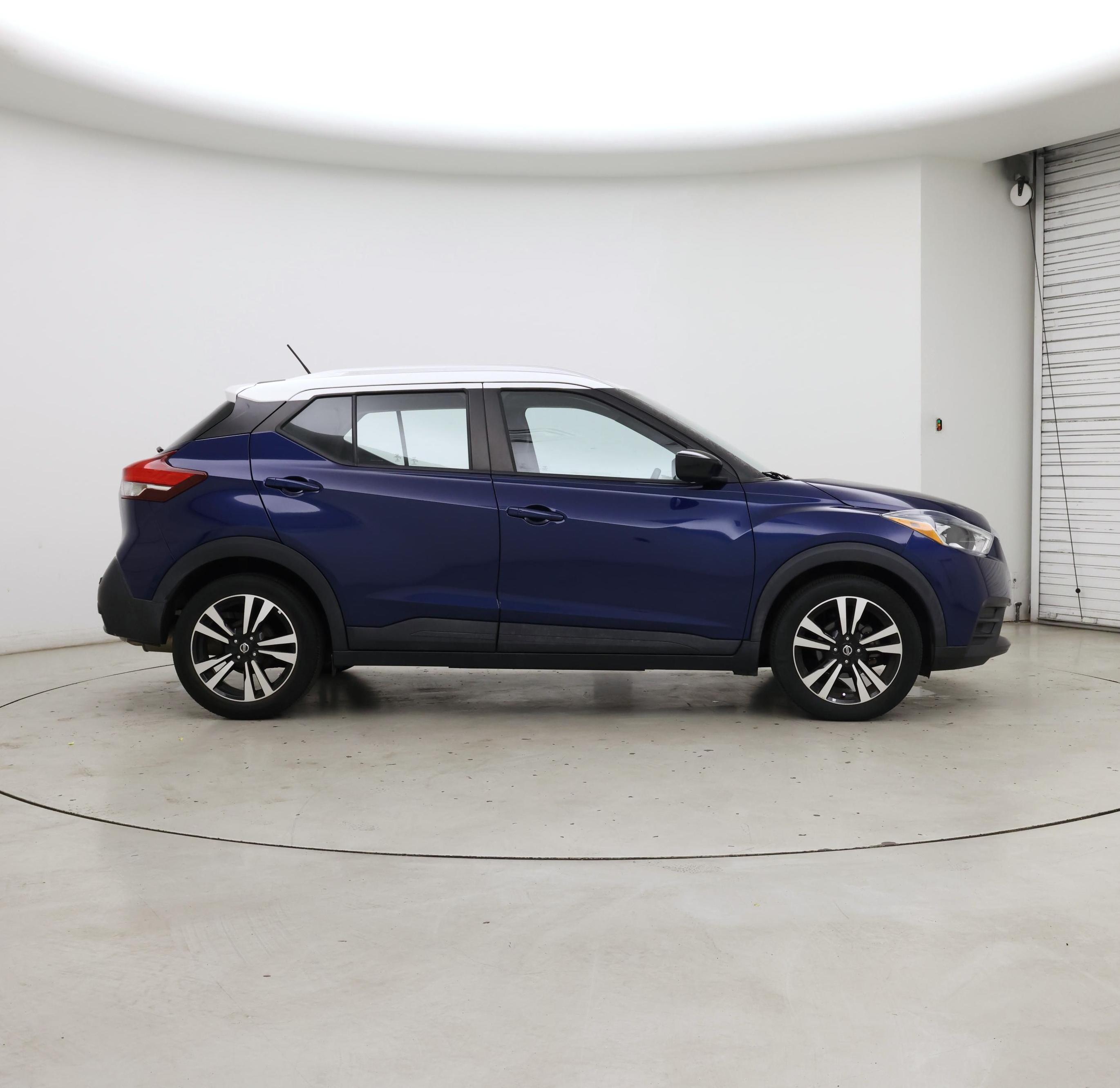 Thumbnail: 2020 Nissan Kicks - 7
