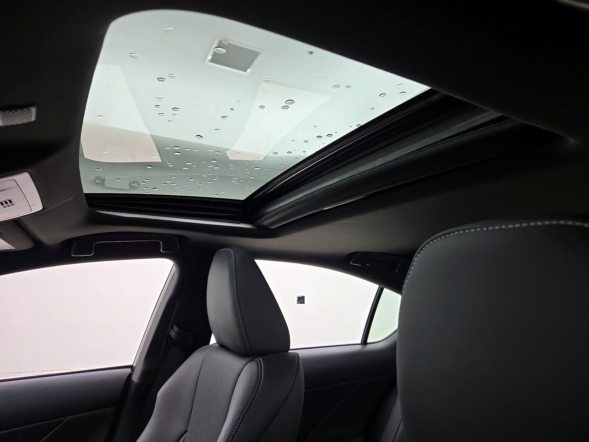 Thumbnail: 2023 Lexus IS - 18