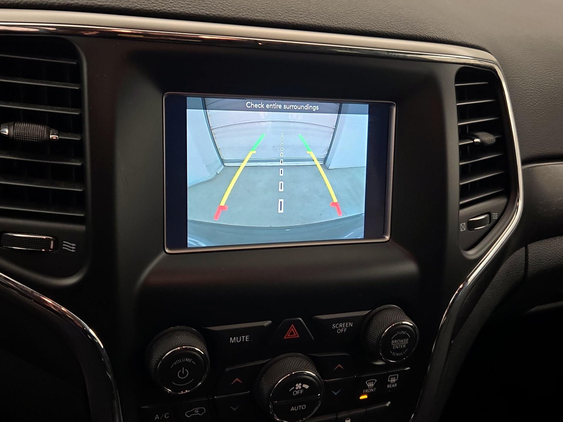 Thumbnail: 2018 Jeep Grand Cherokee - 14