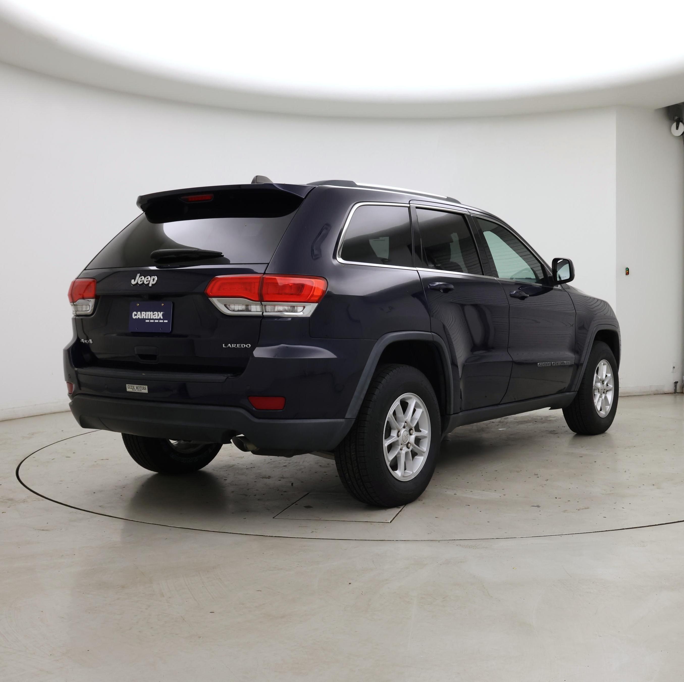 Thumbnail: 2018 Jeep Grand Cherokee - 8