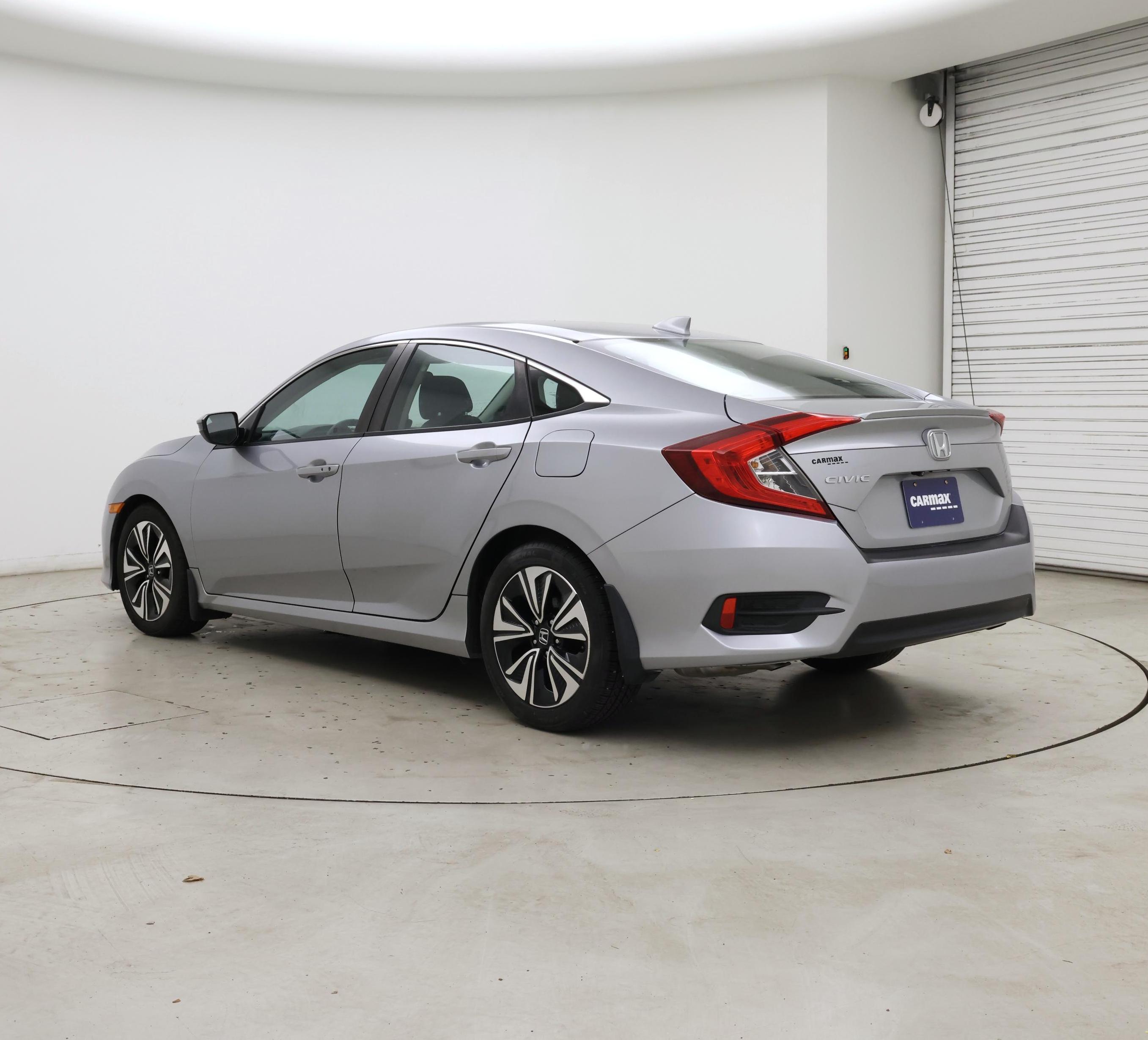 Thumbnail: 2017 Honda Civic - 2
