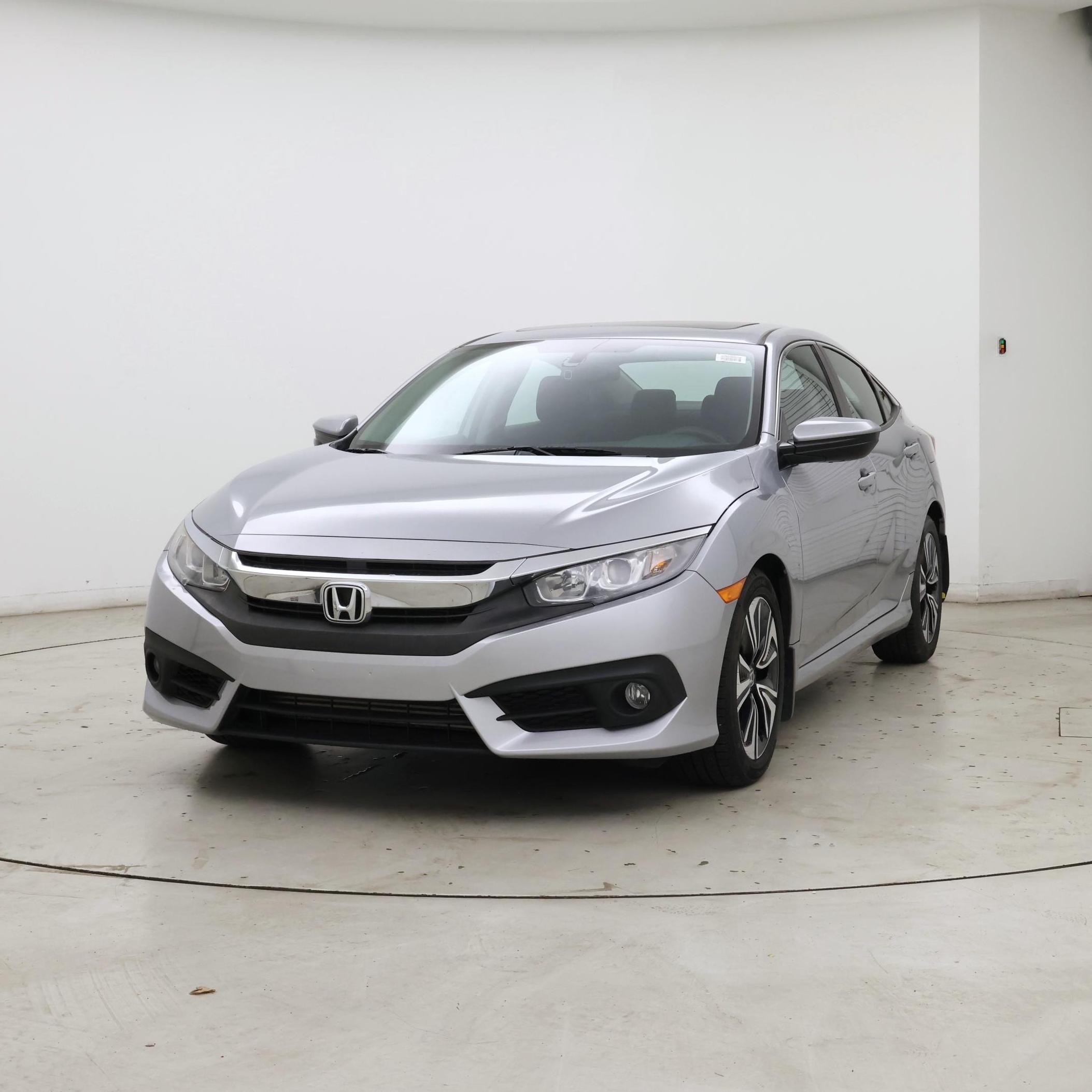 Thumbnail: 2017 Honda Civic - 4