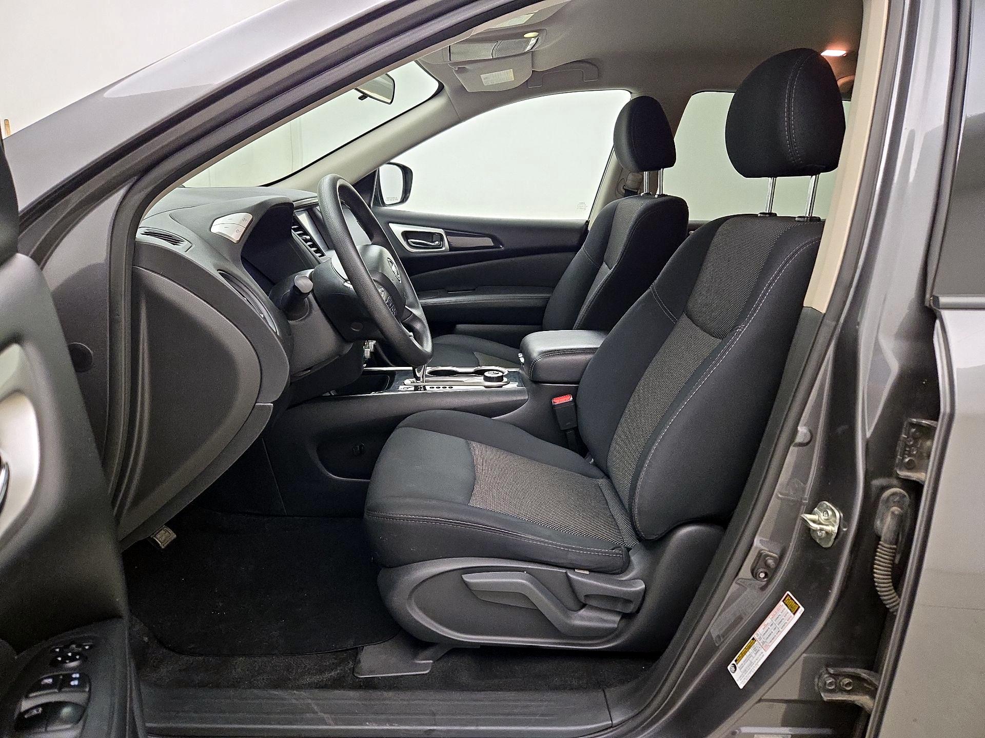 Thumbnail: 2019 Nissan Pathfinder - 11