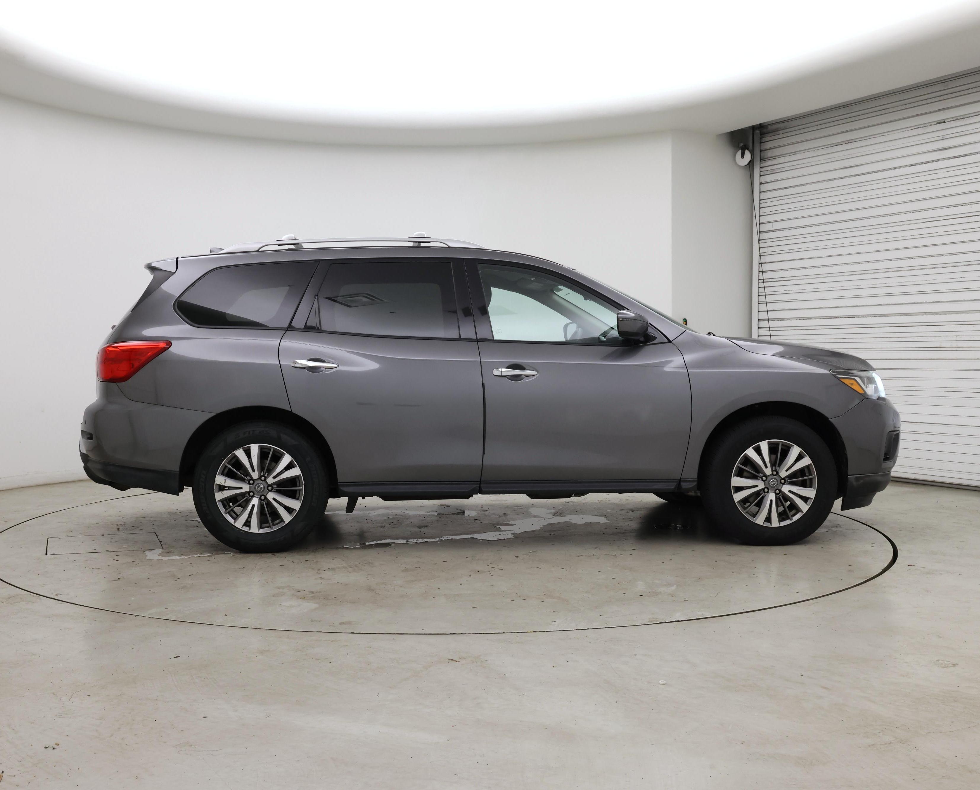 Thumbnail: 2019 Nissan Pathfinder - 7