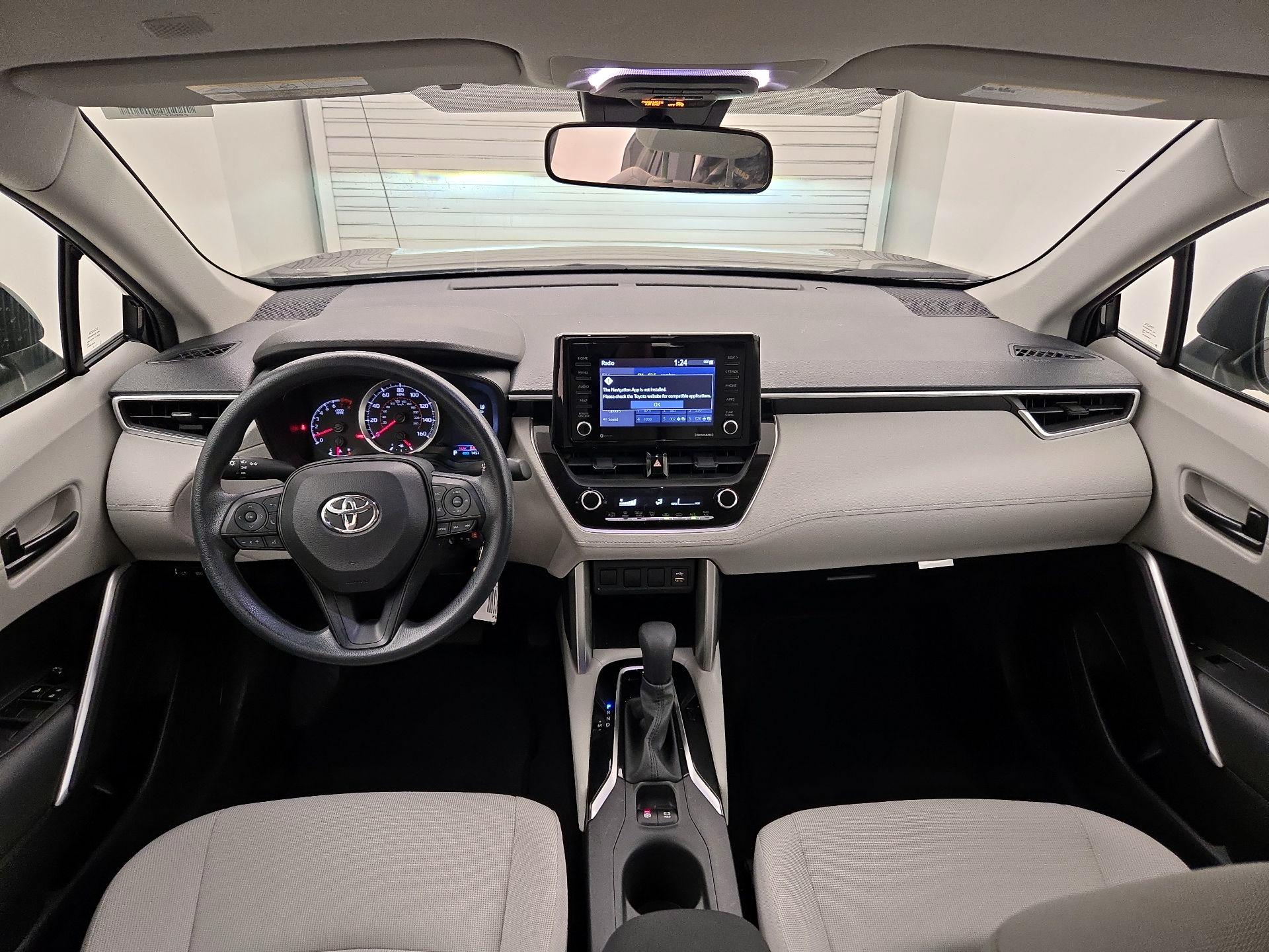 Thumbnail: 2022 Toyota Corolla Cross - 9