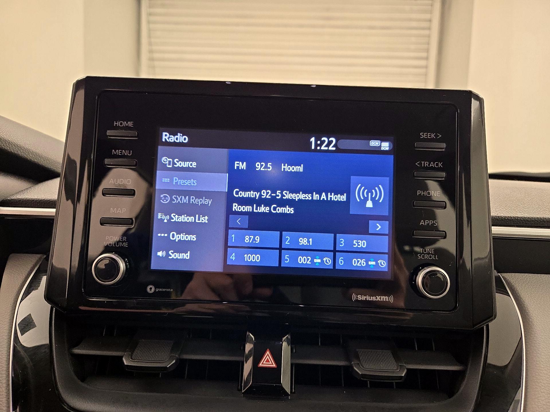 Thumbnail: 2022 Toyota Corolla Cross - 14