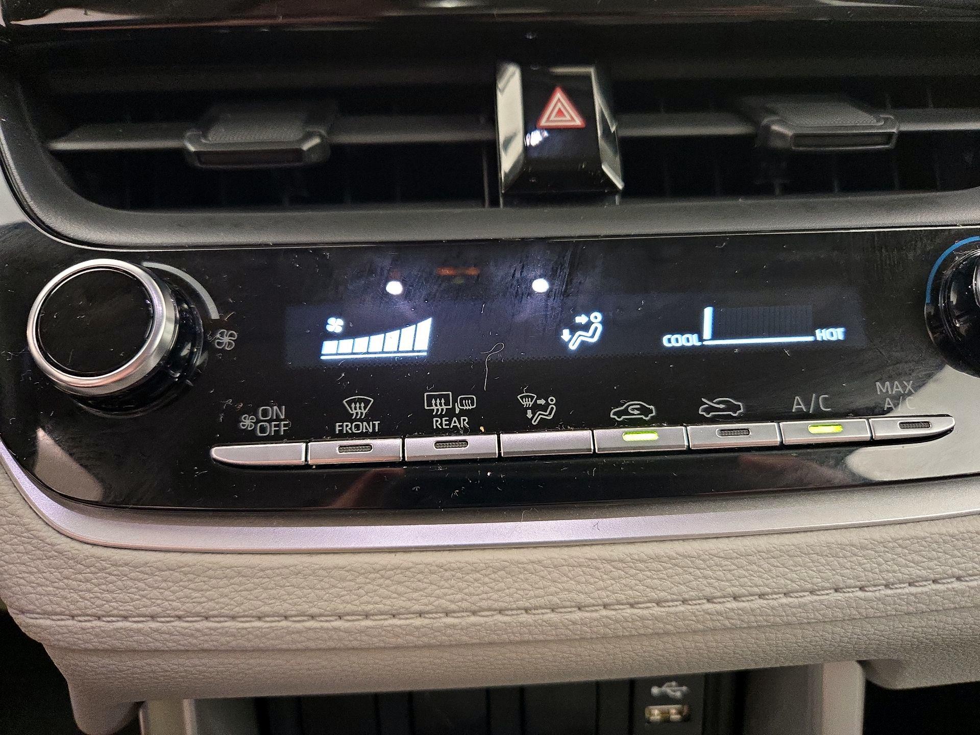 Thumbnail: 2022 Toyota Corolla Cross - 15