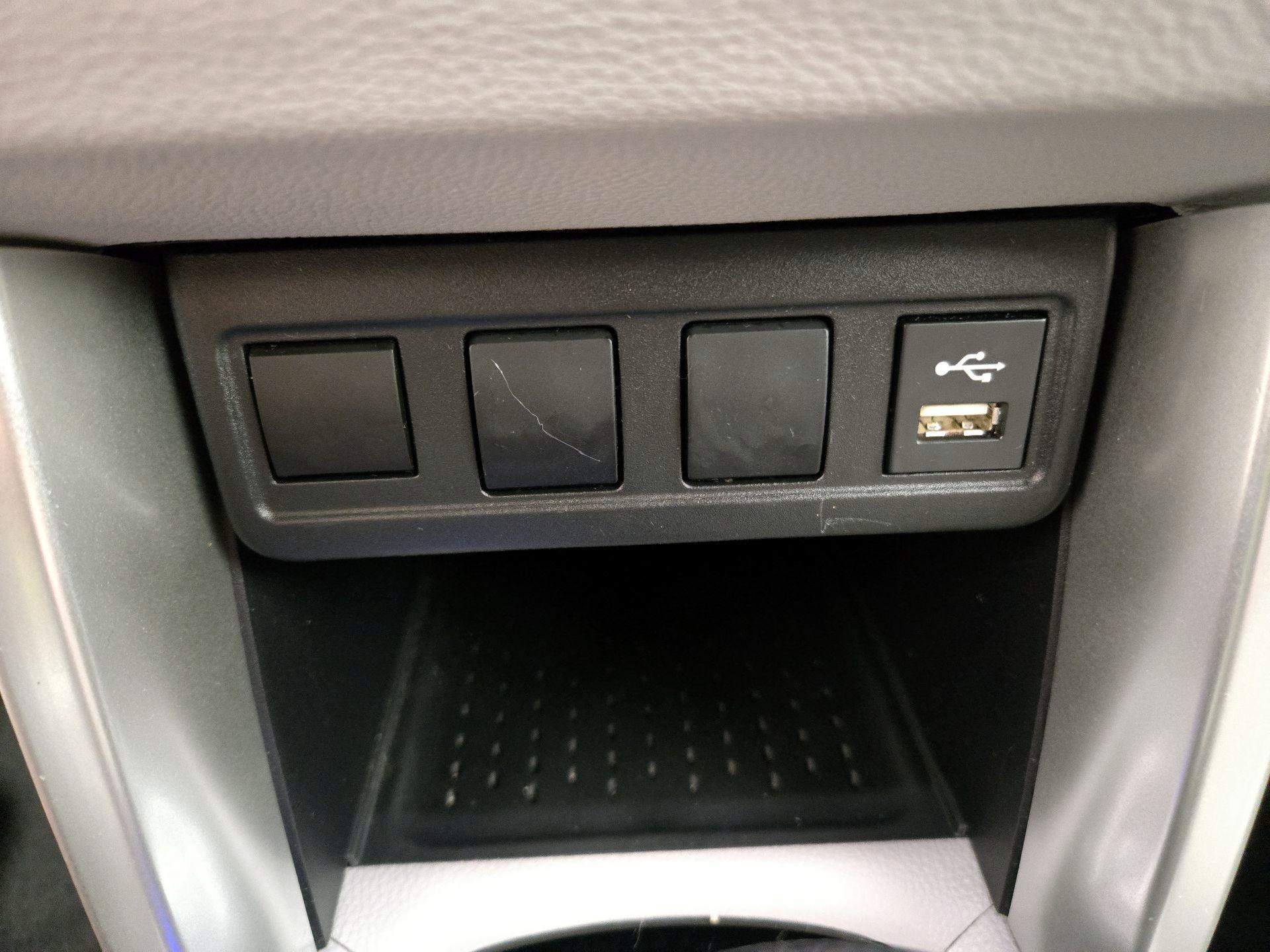 Thumbnail: 2022 Toyota Corolla Cross - 17