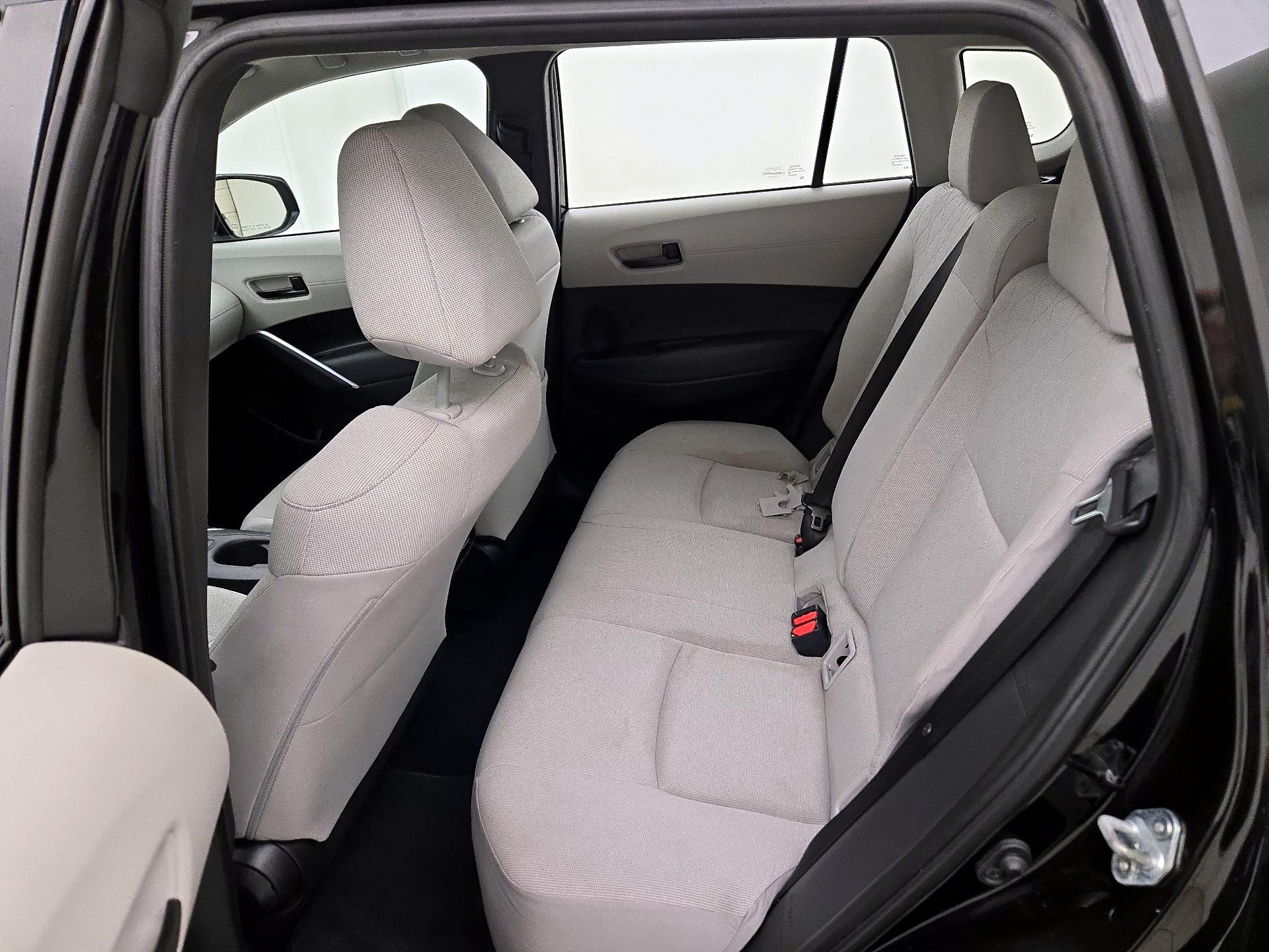 Thumbnail: 2022 Toyota Corolla Cross - 18