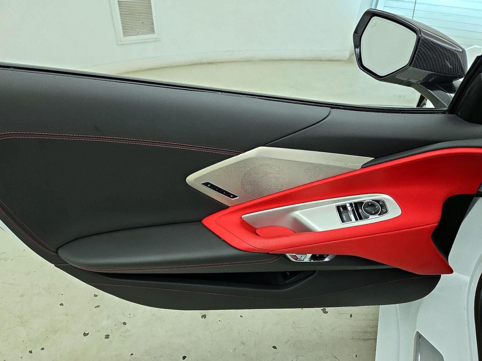 2023 Chevrolet Corvette 2LT - Photo 13