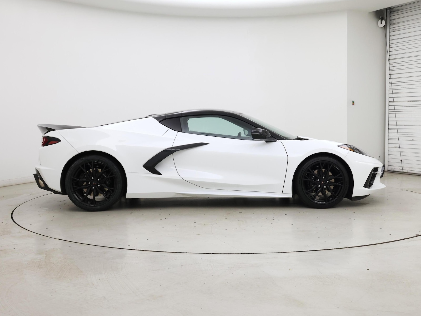 2023 Chevrolet Corvette 2LT - Photo 8