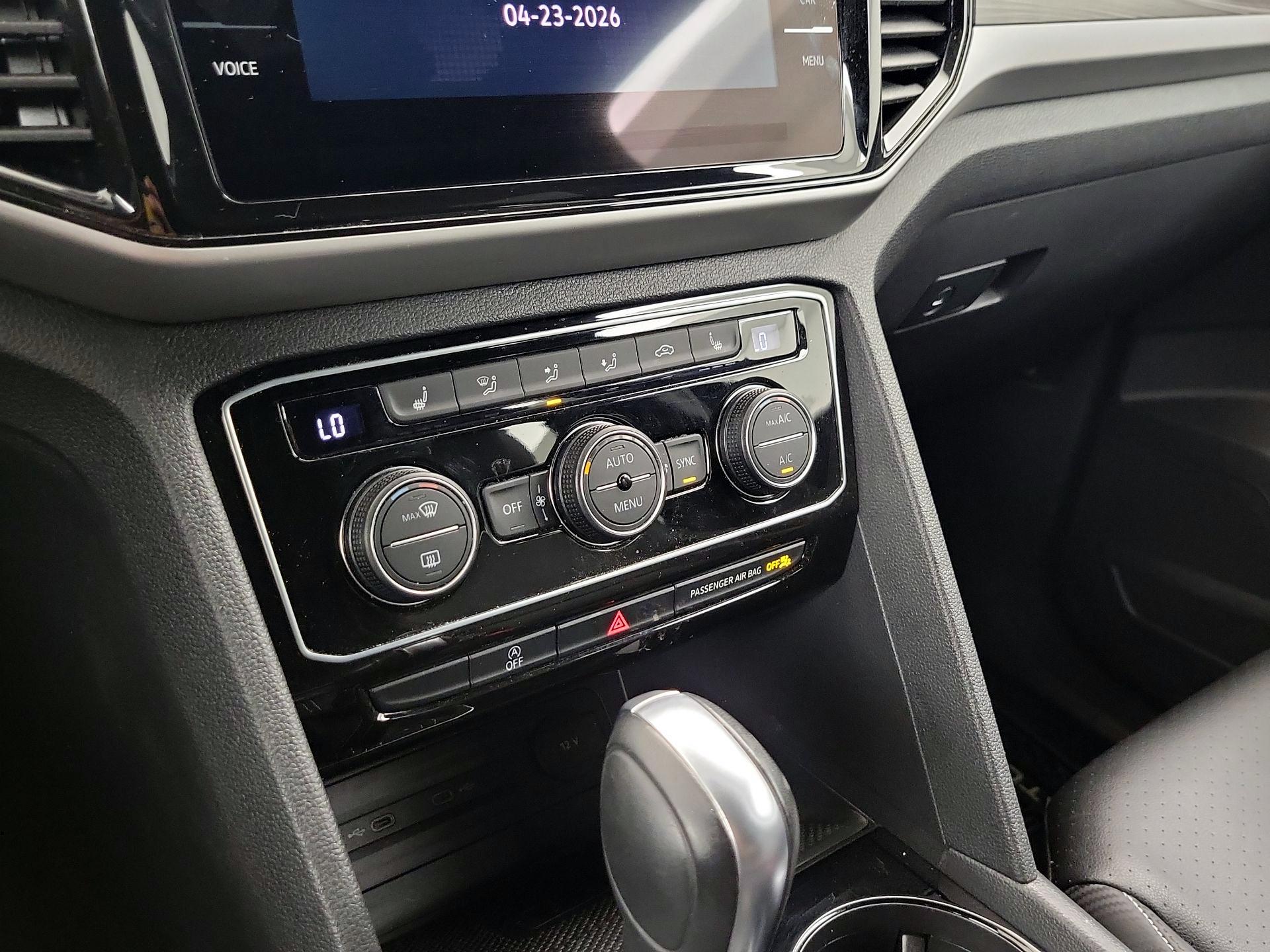 Thumbnail: 2023 Volkswagen Atlas - 16