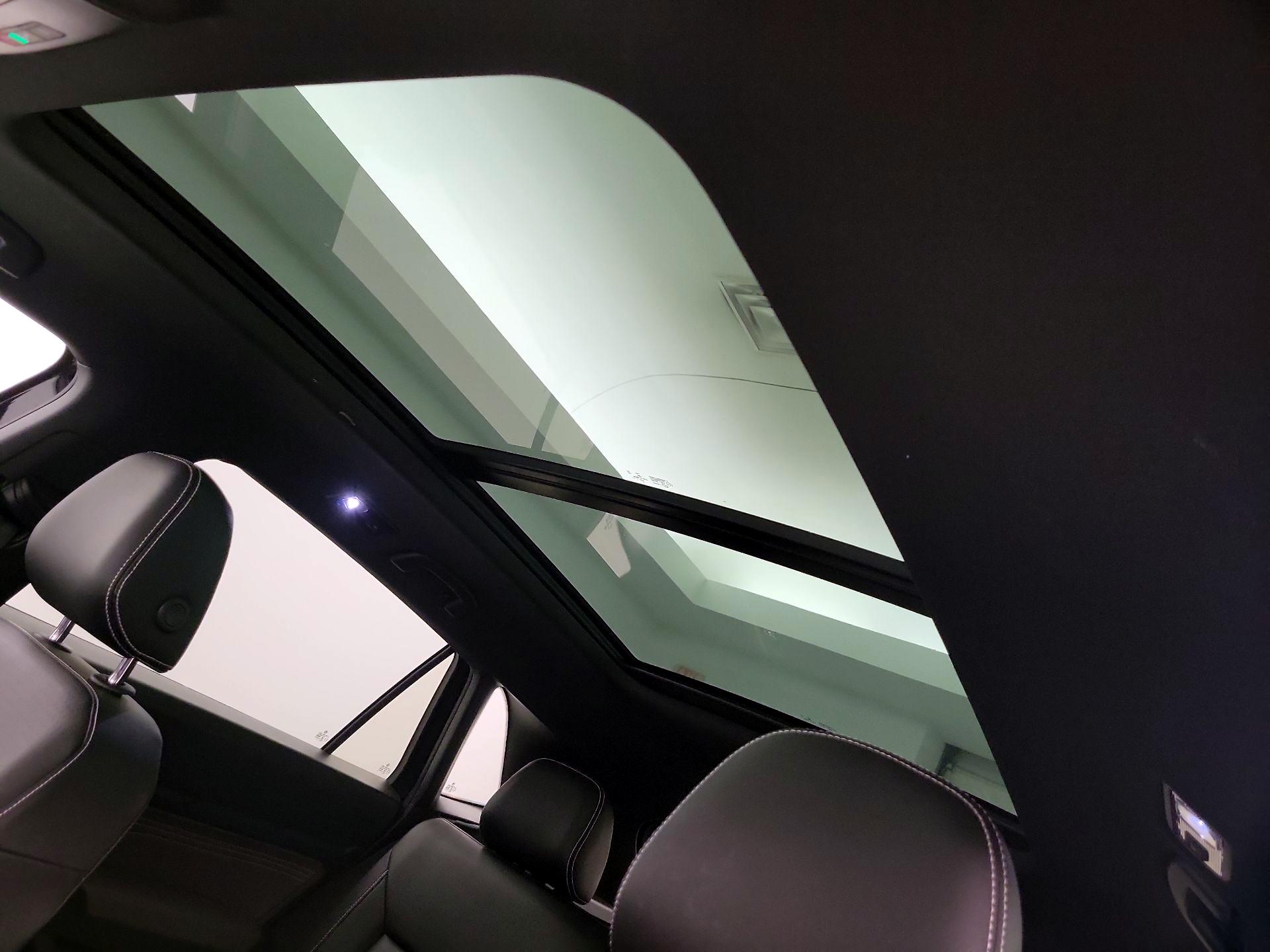 Thumbnail: 2023 Volkswagen Atlas - 19