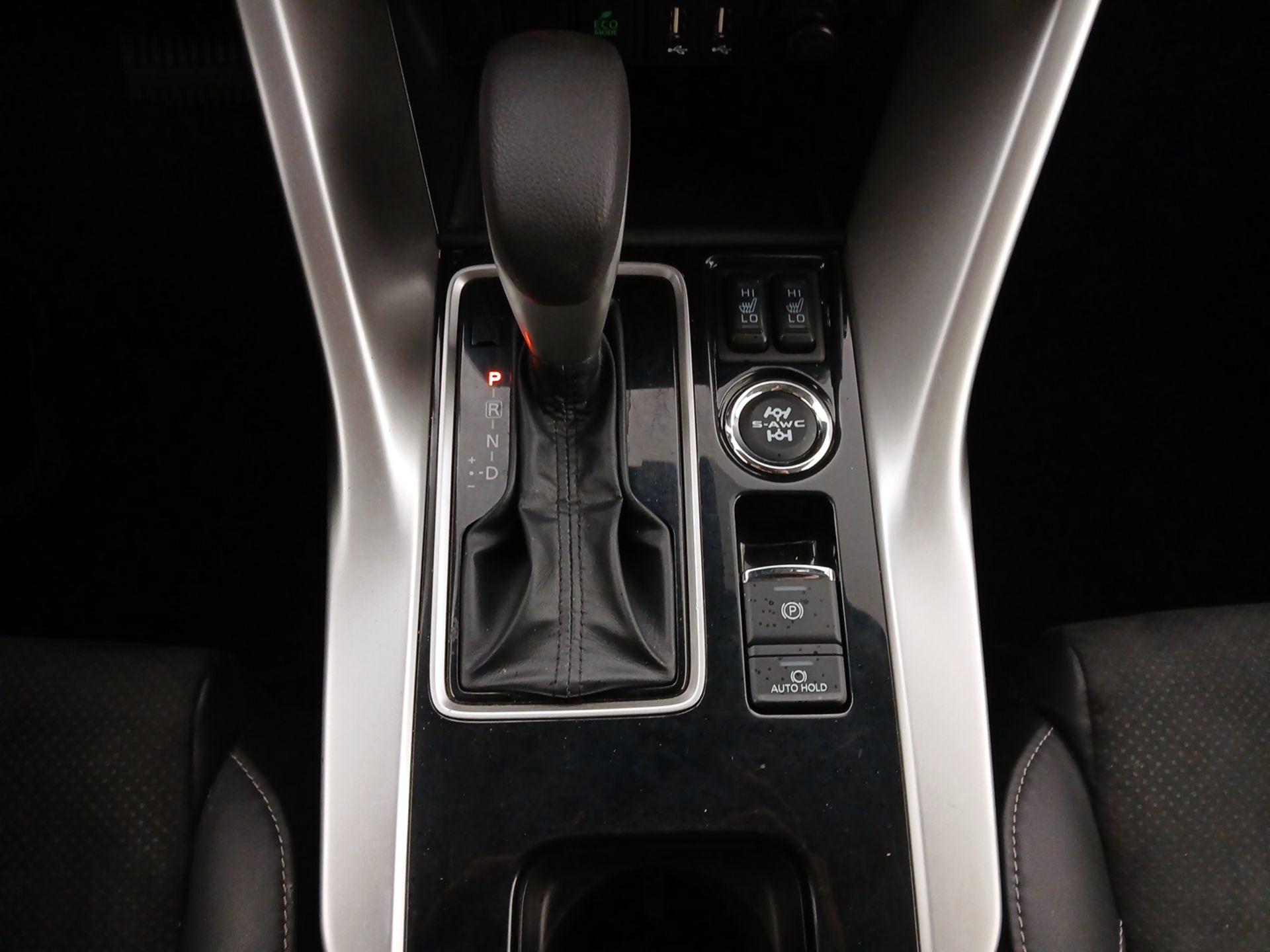Thumbnail: 2022 Mitsubishi Eclipse Cross - 18