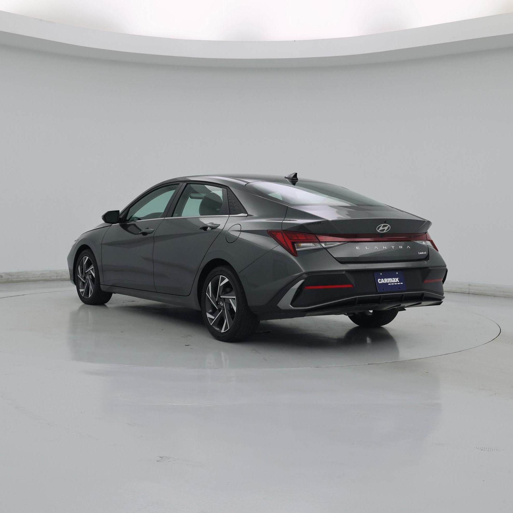 Thumbnail: 2025 Hyundai Elantra - 2