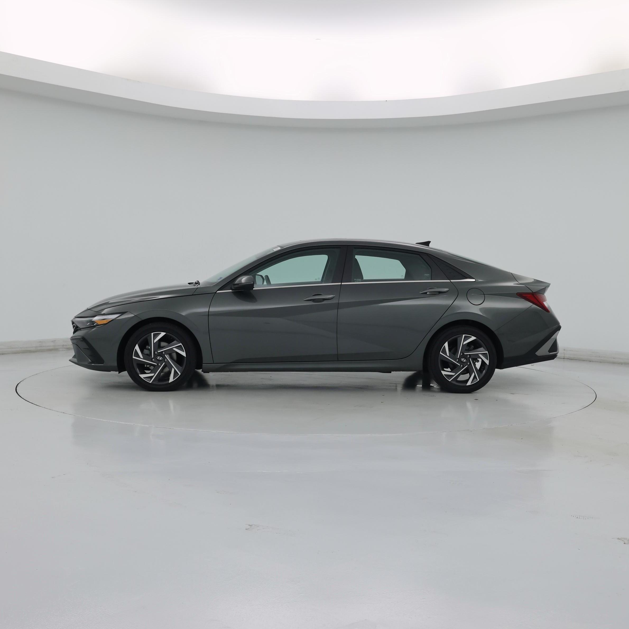 Thumbnail: 2025 Hyundai Elantra - 3