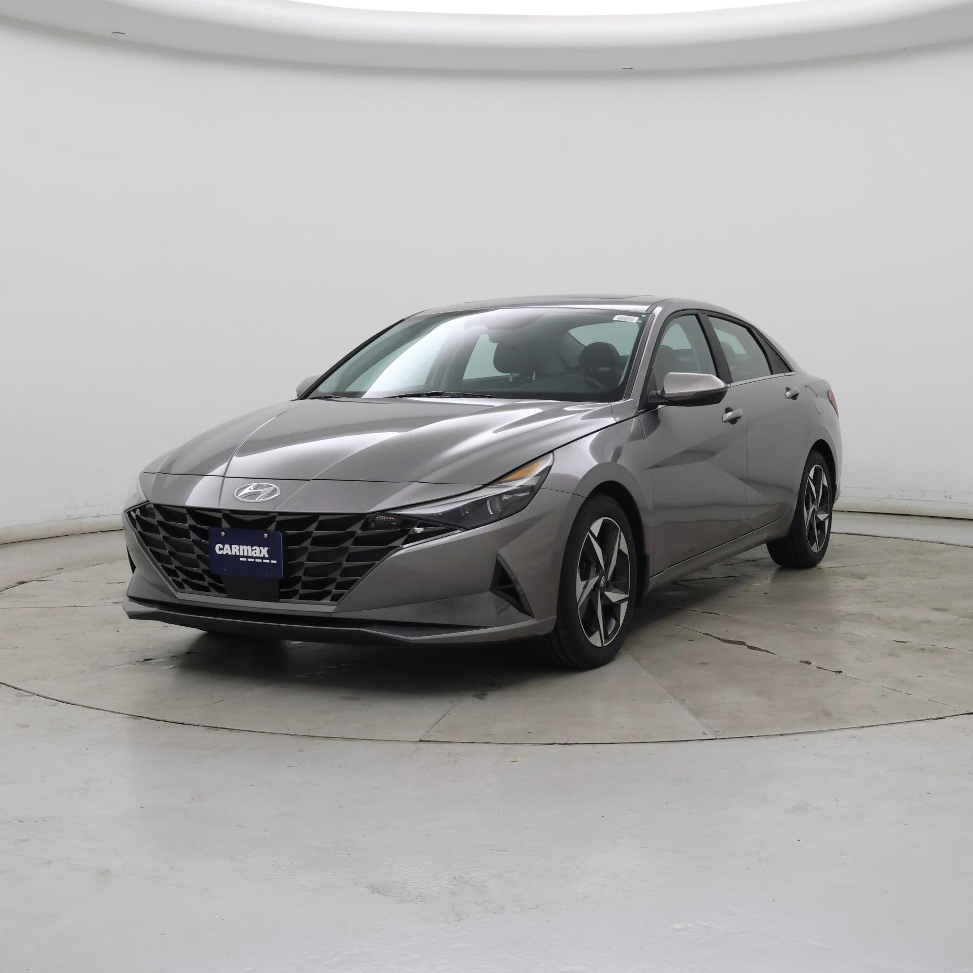 Thumbnail: 2023 Hyundai Elantra - 4
