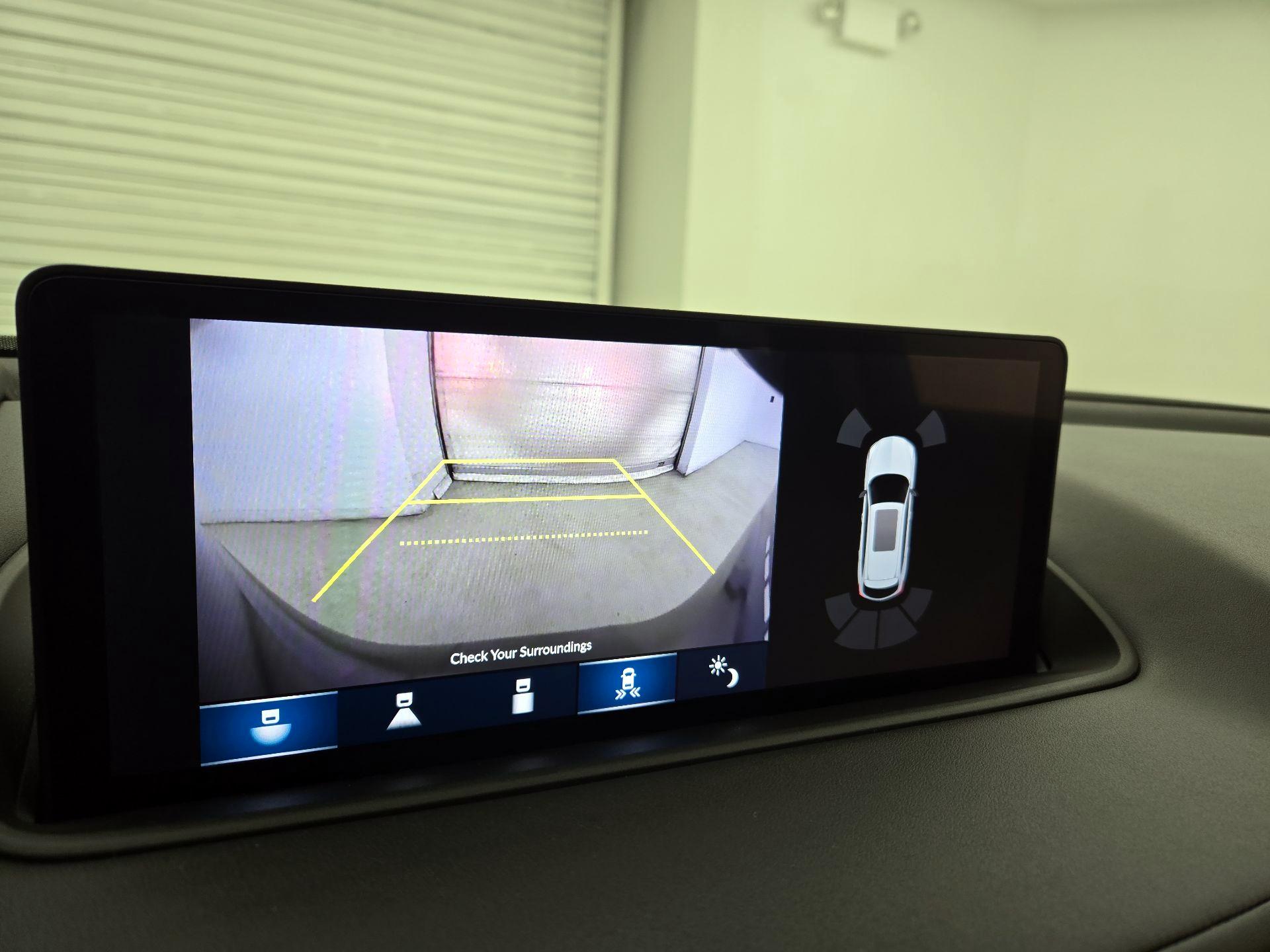 Thumbnail: 2022 Acura MDX - 14