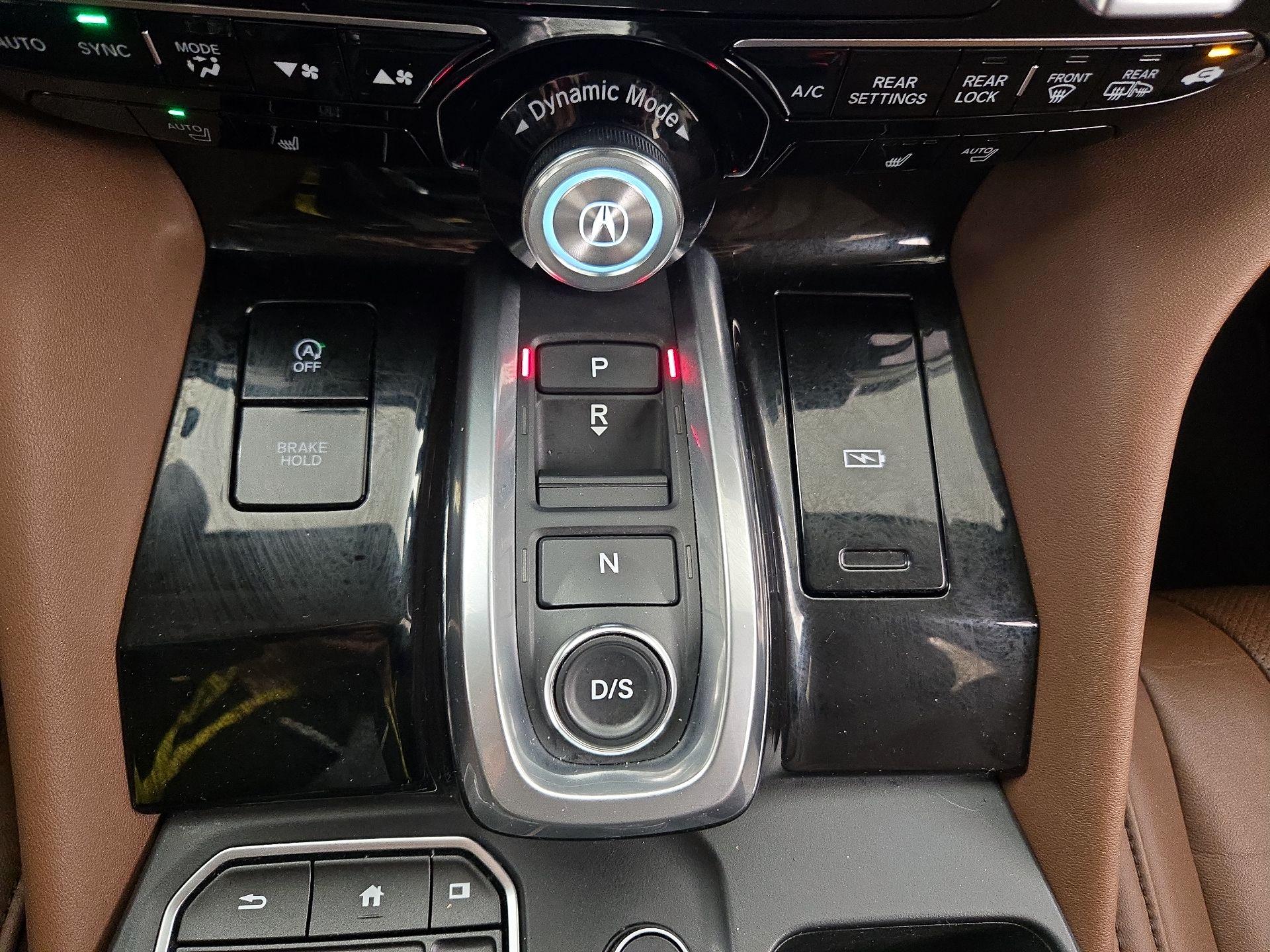 Thumbnail: 2022 Acura MDX - 17