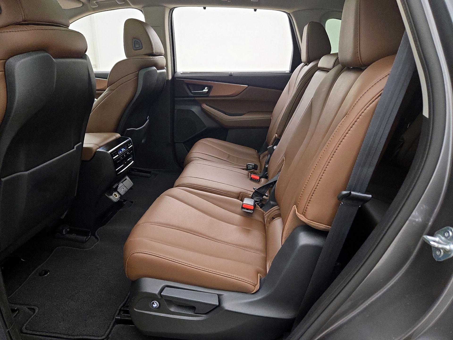 Thumbnail: 2022 Acura MDX - 19