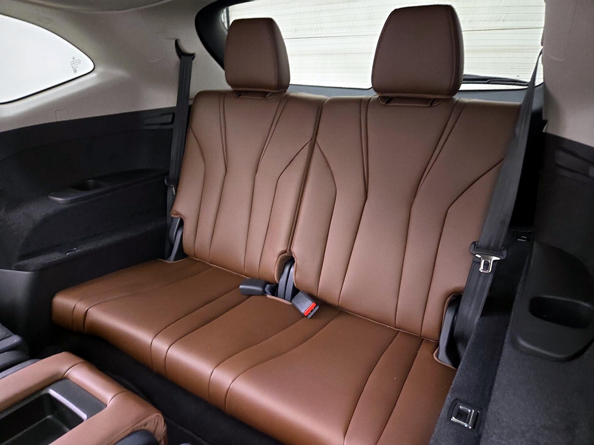 Thumbnail: 2022 Acura MDX - 20