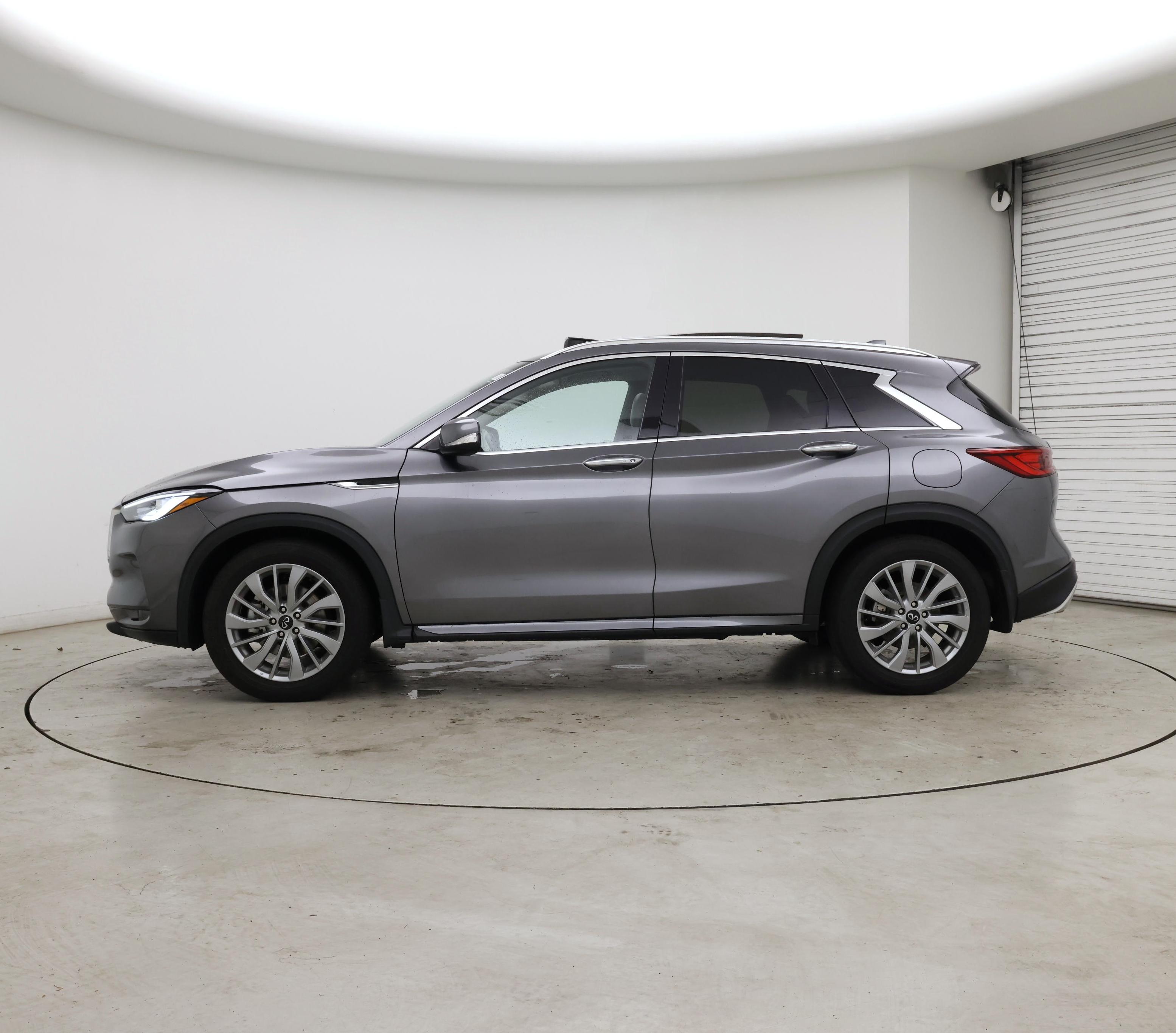 Thumbnail: 2023 INFINITI QX50 - 3