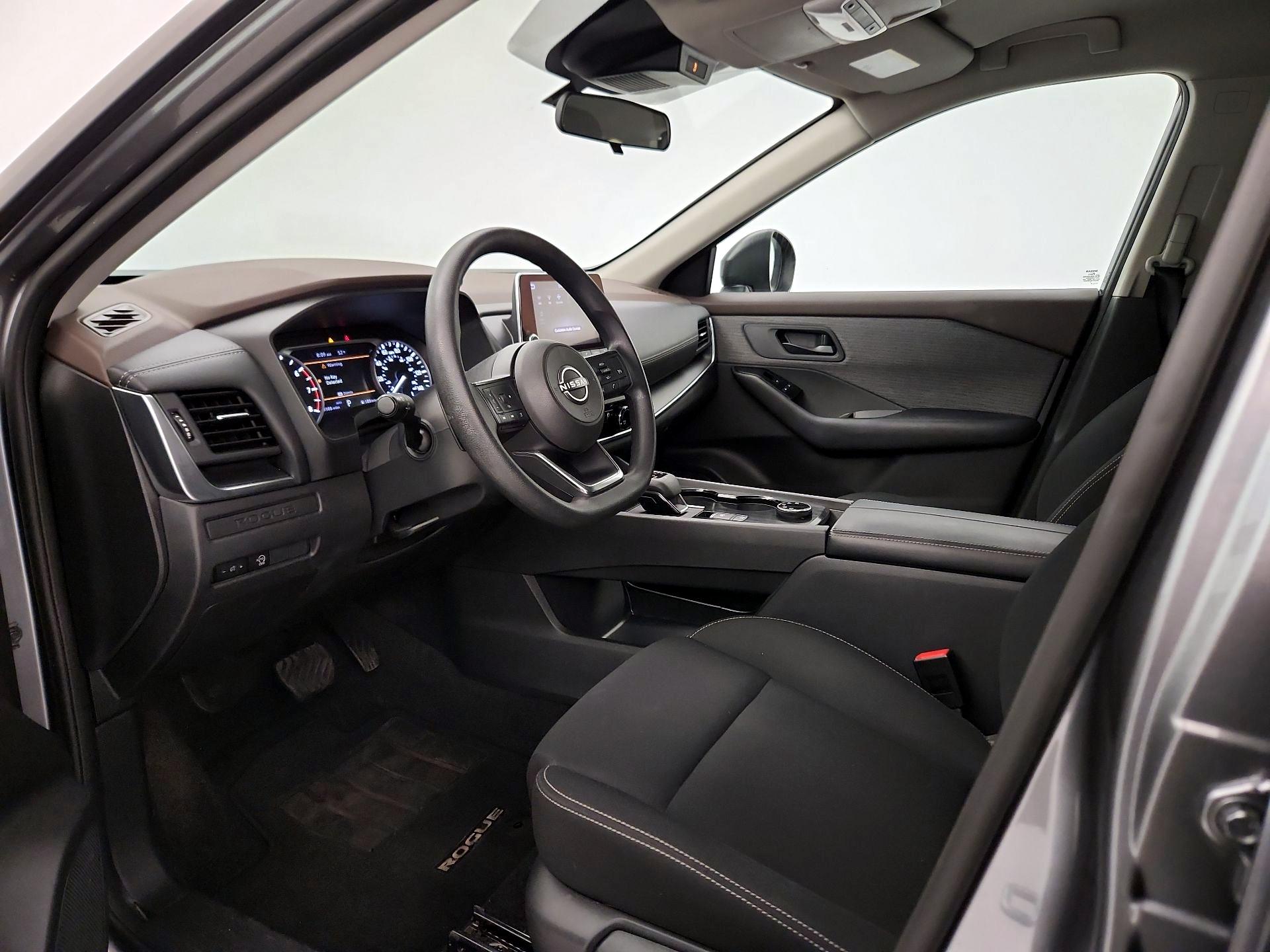 Thumbnail: 2023 Nissan Rogue - 11