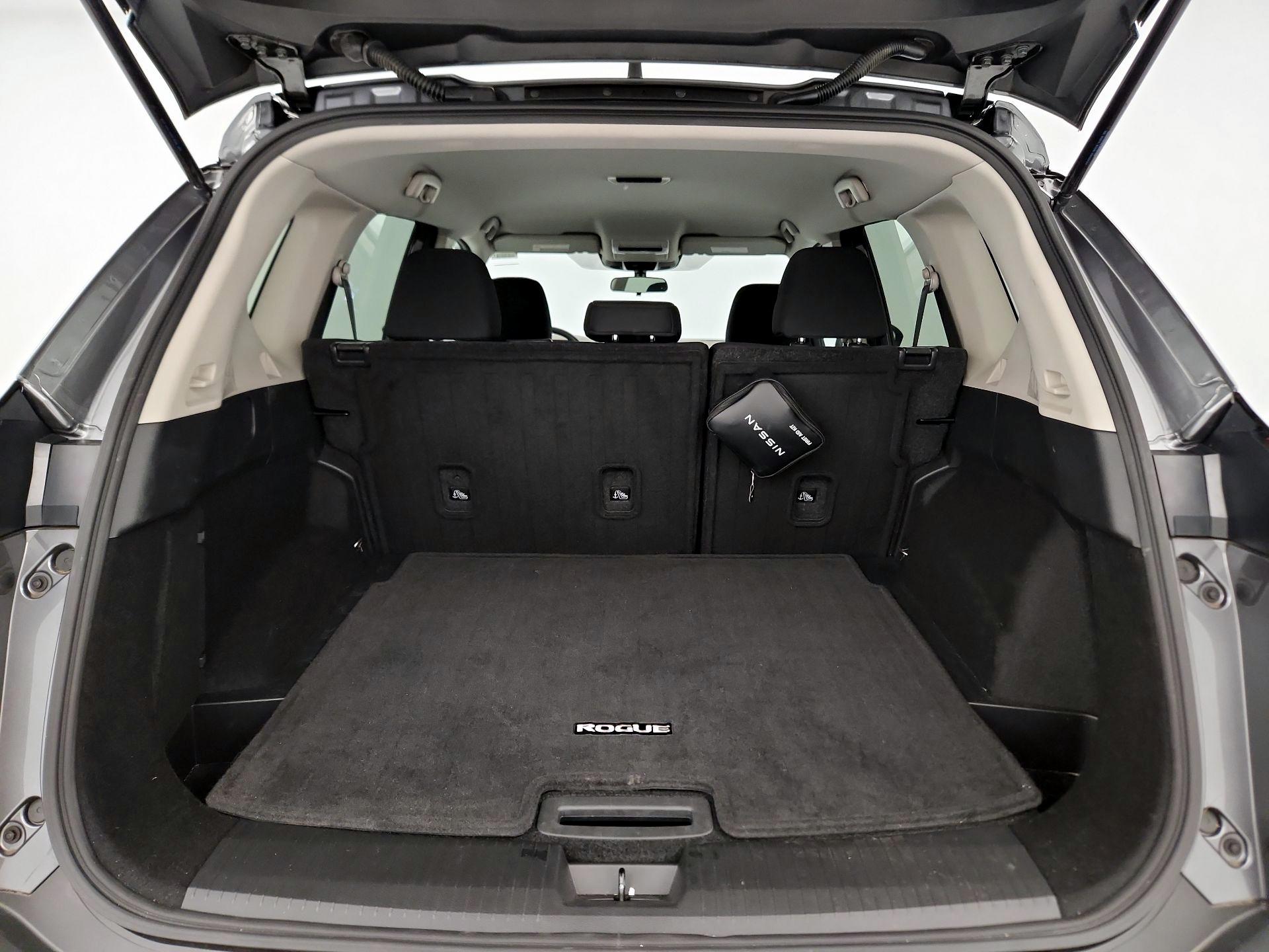 Thumbnail: 2023 Nissan Rogue - 20