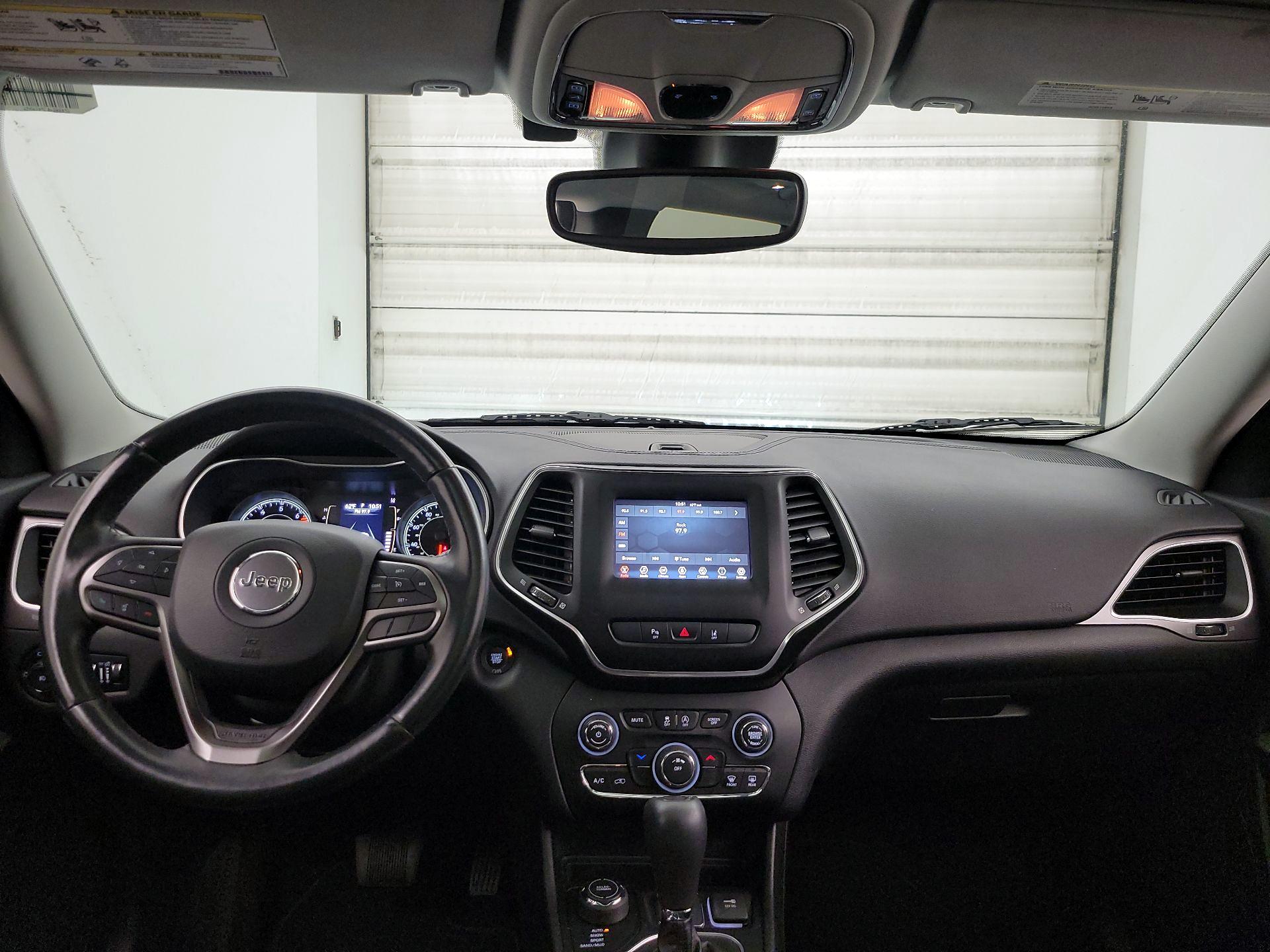 Thumbnail: 2021 Jeep Cherokee - 9
