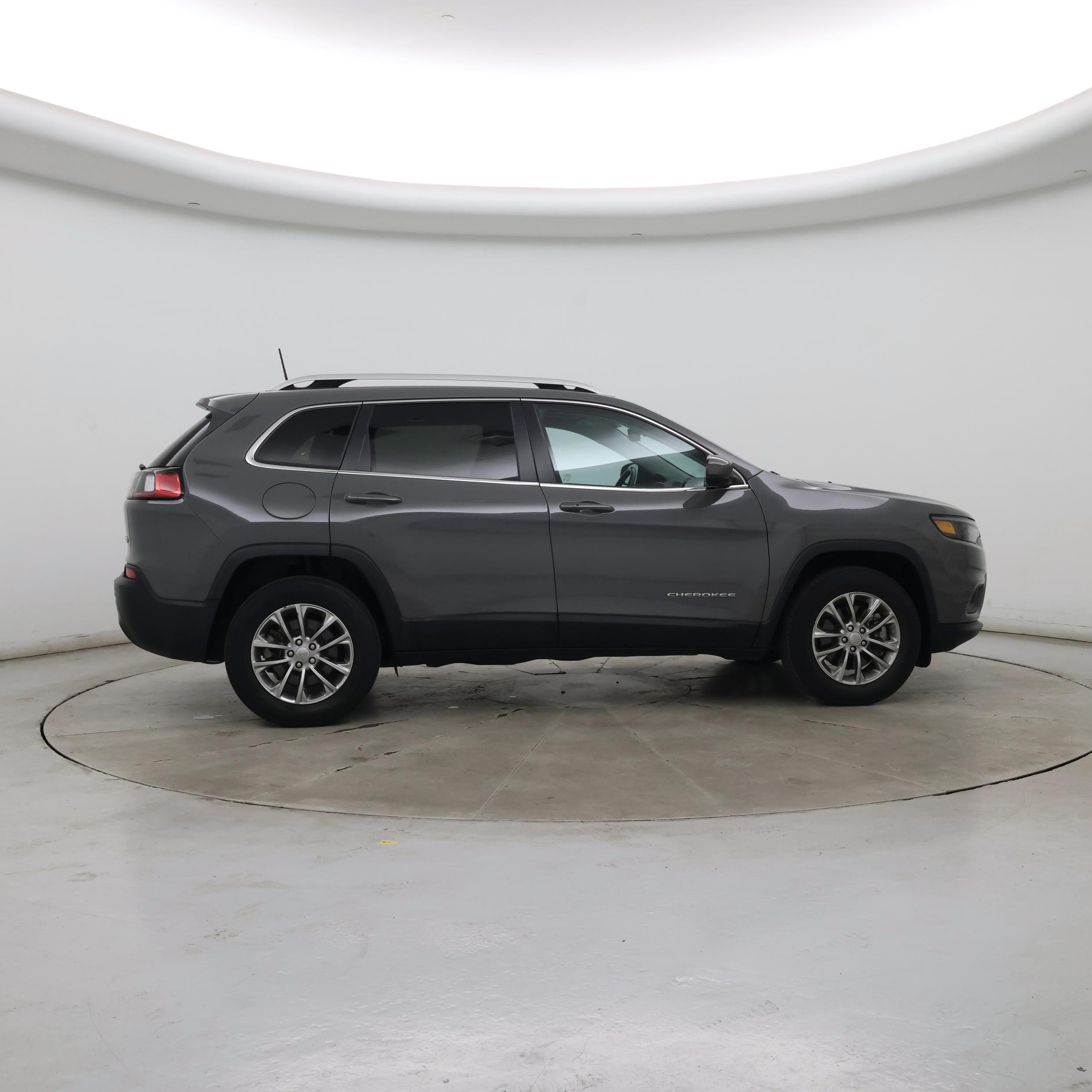 Thumbnail: 2021 Jeep Cherokee - 7
