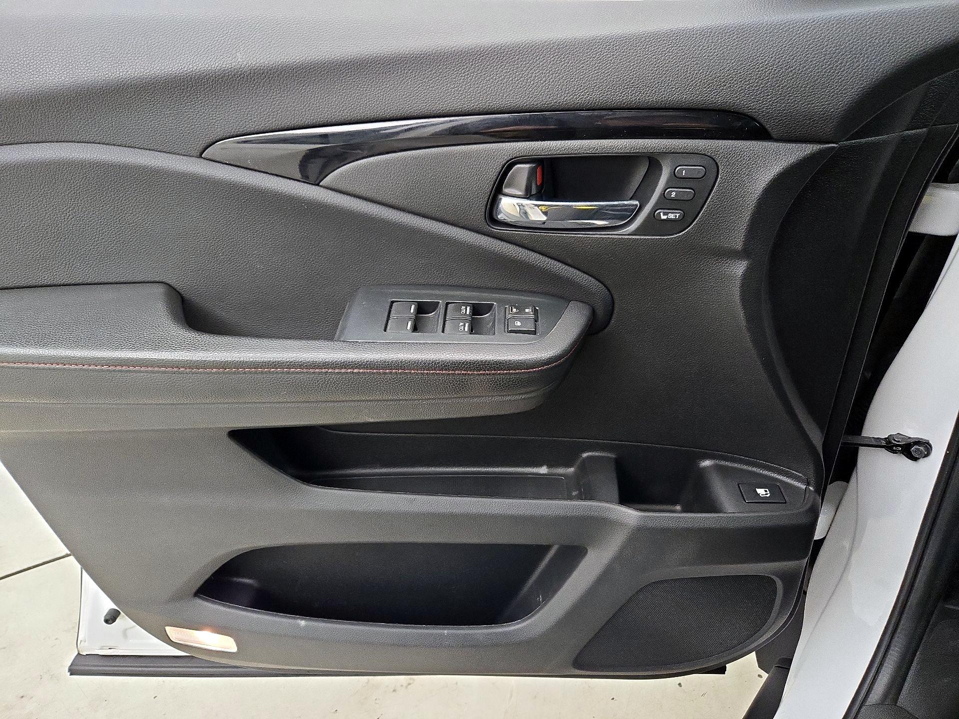 Thumbnail: 2023 Honda Ridgeline - 12