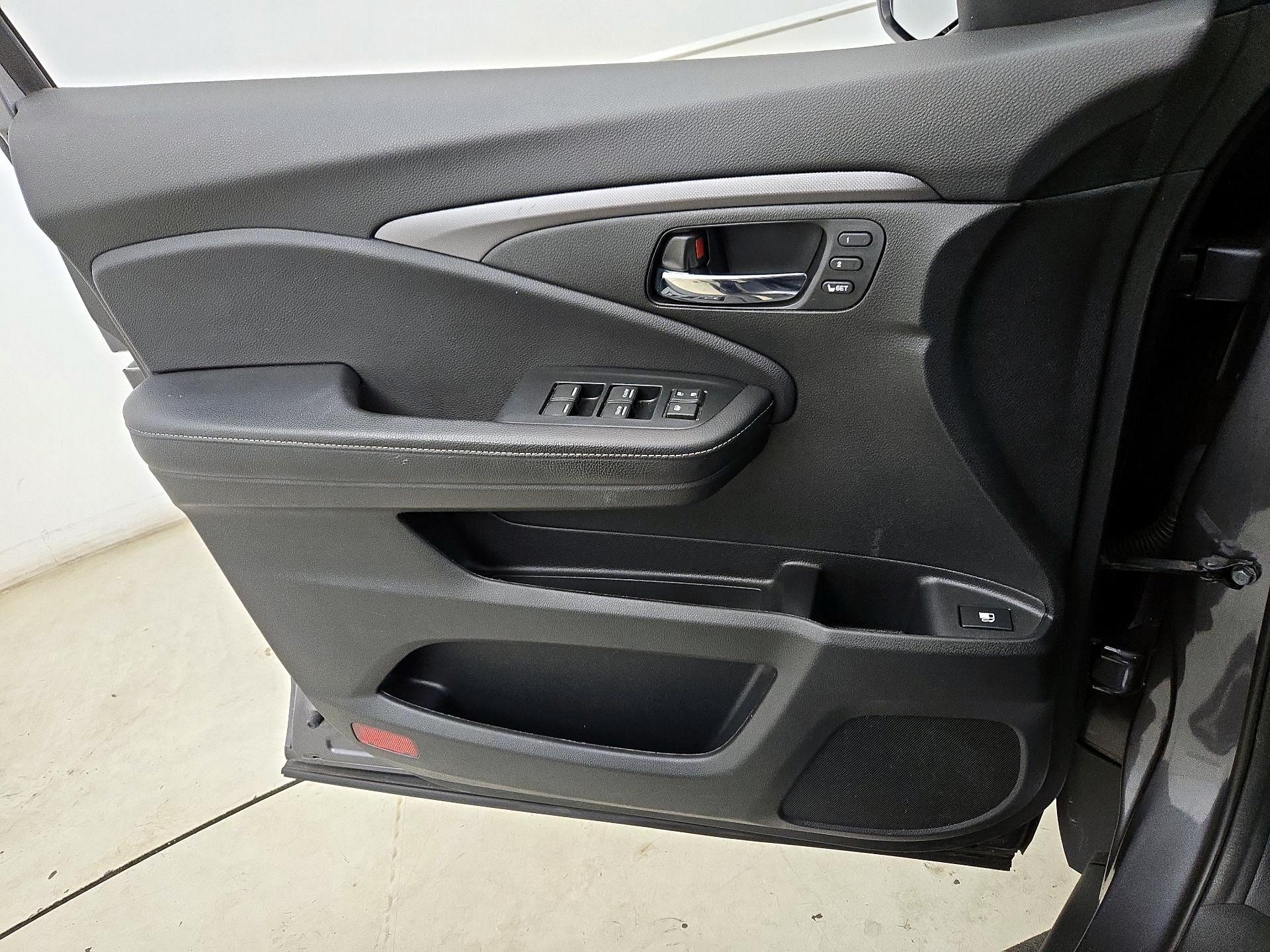 Thumbnail: 2023 Honda Ridgeline - 12