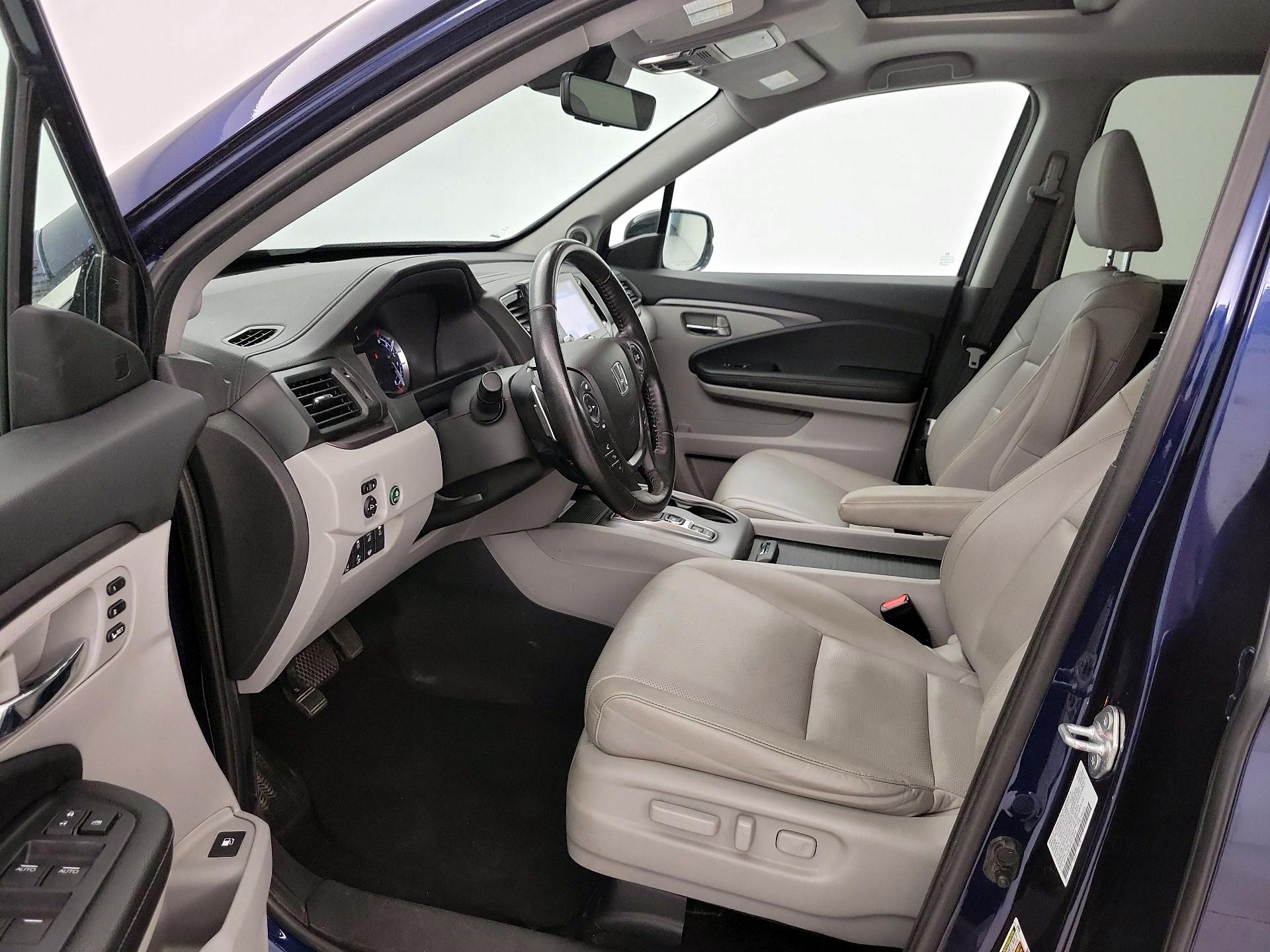 Thumbnail: 2023 Honda Ridgeline - 11
