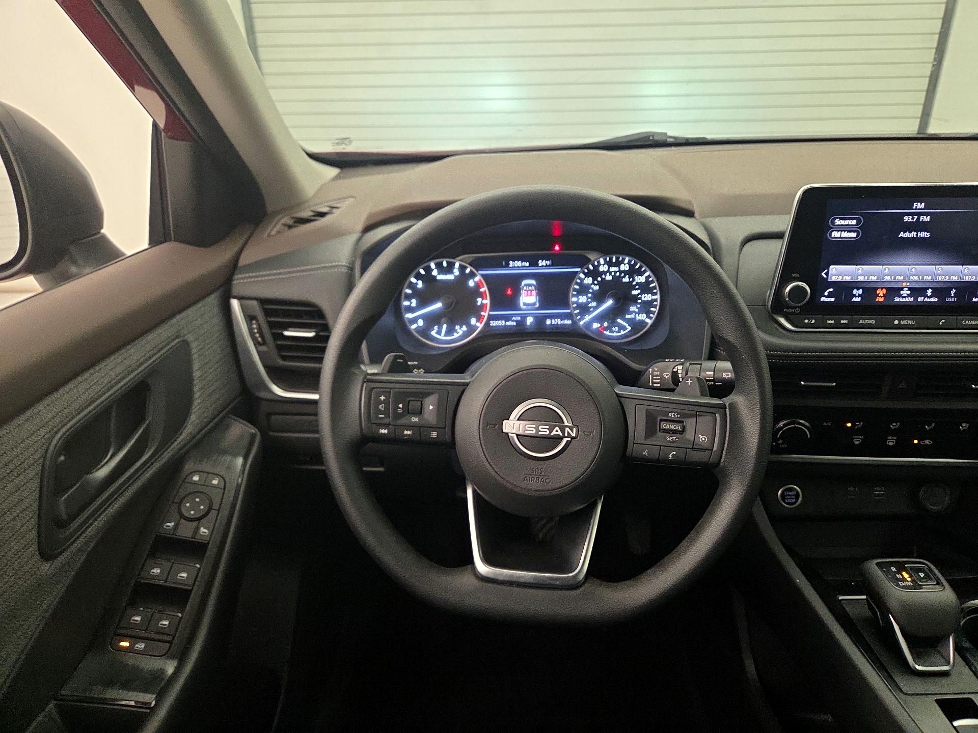 Thumbnail: 2023 Nissan Rogue - 10