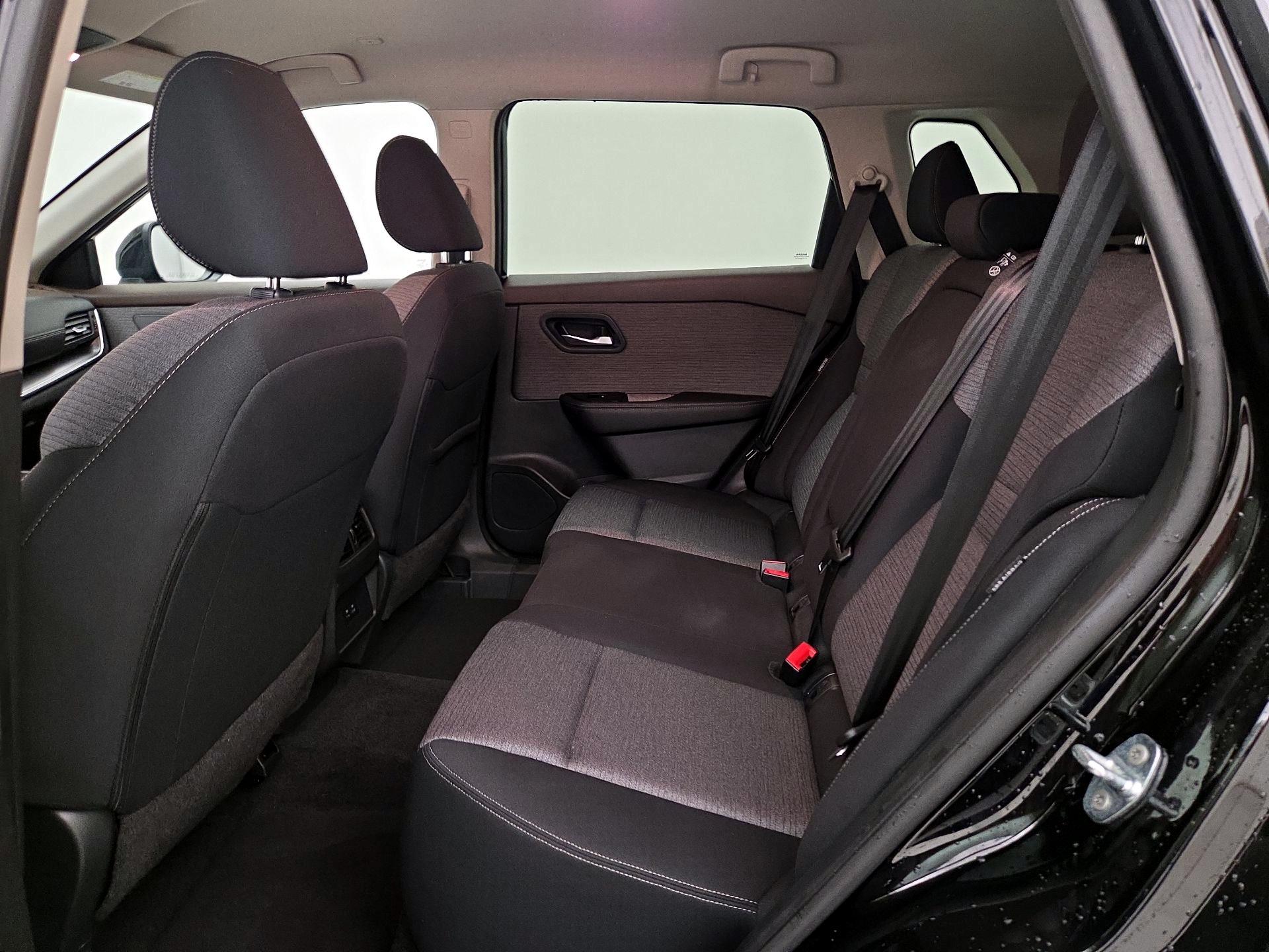 Thumbnail: 2023 Nissan Rogue - 19